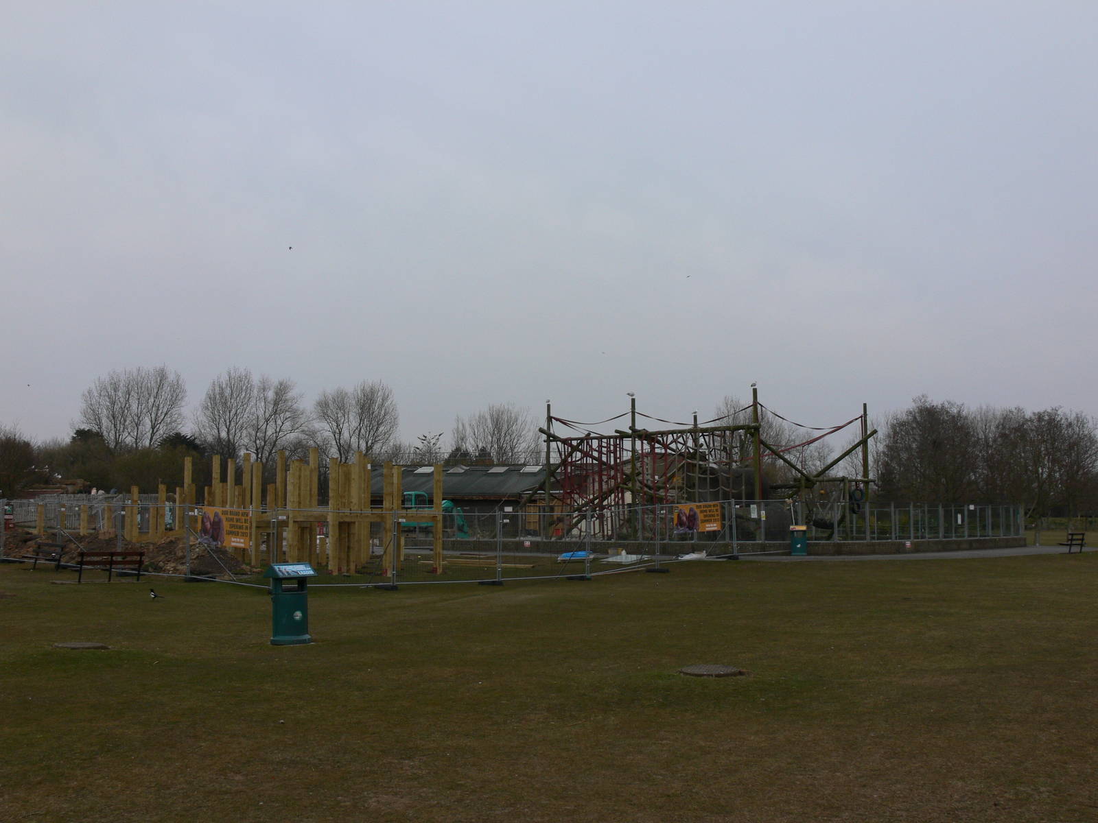 Orangutan construction at Blackpool Zoo, 07/04/13