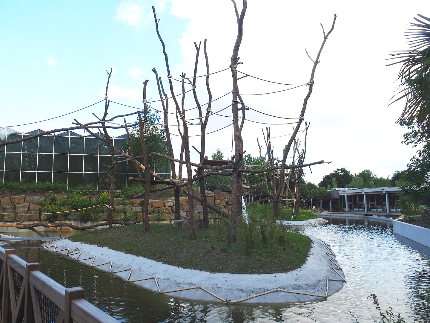 Orangutan project construction, First smaller island, 2022-05-28