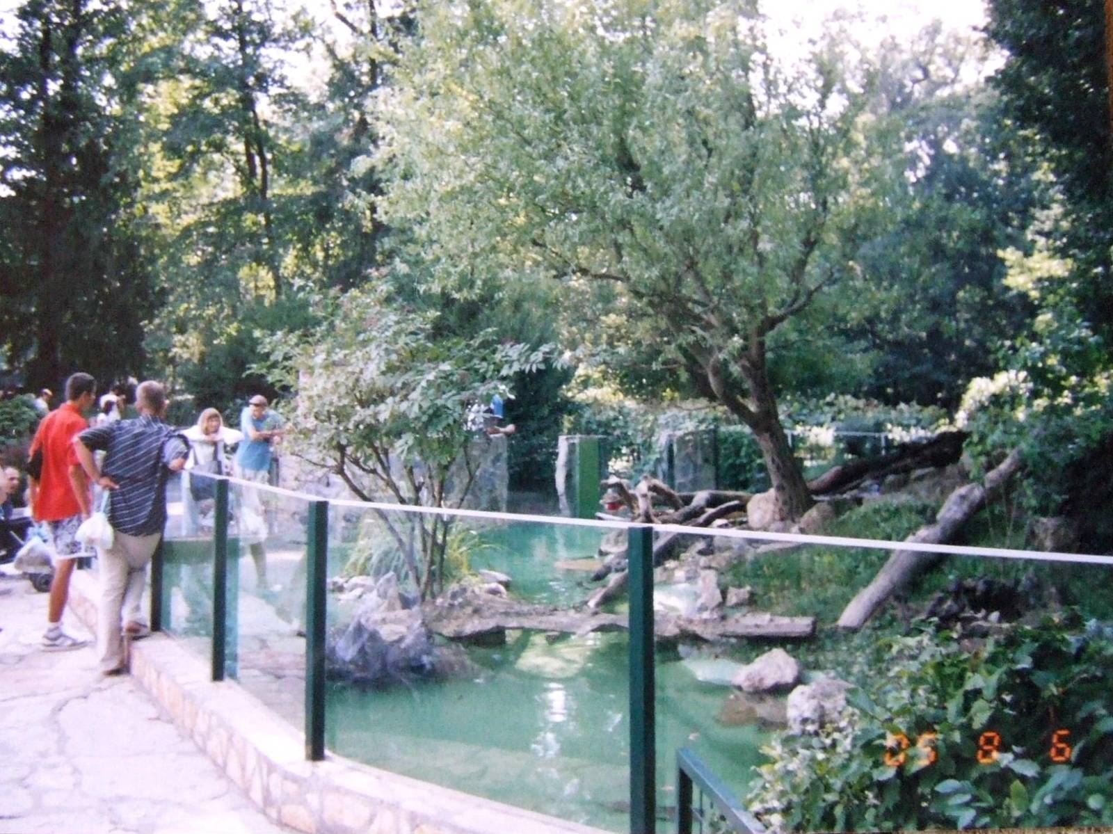 Oriental small-clawed otter exhibit @ Zagreb Zoo, Croatia