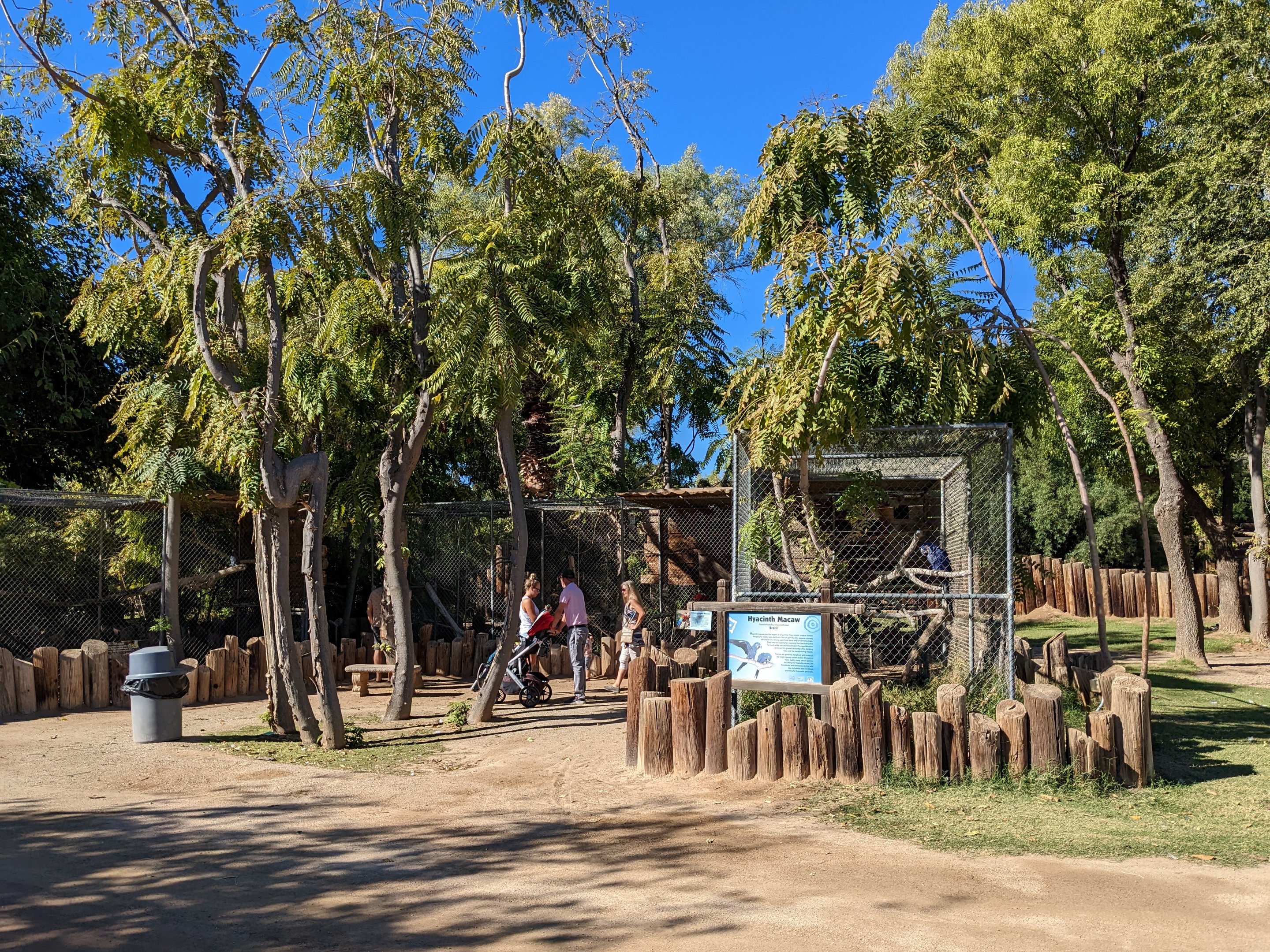 Original Zoo - Macaw aviaries