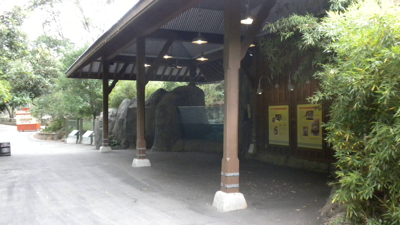 Otter exhibit