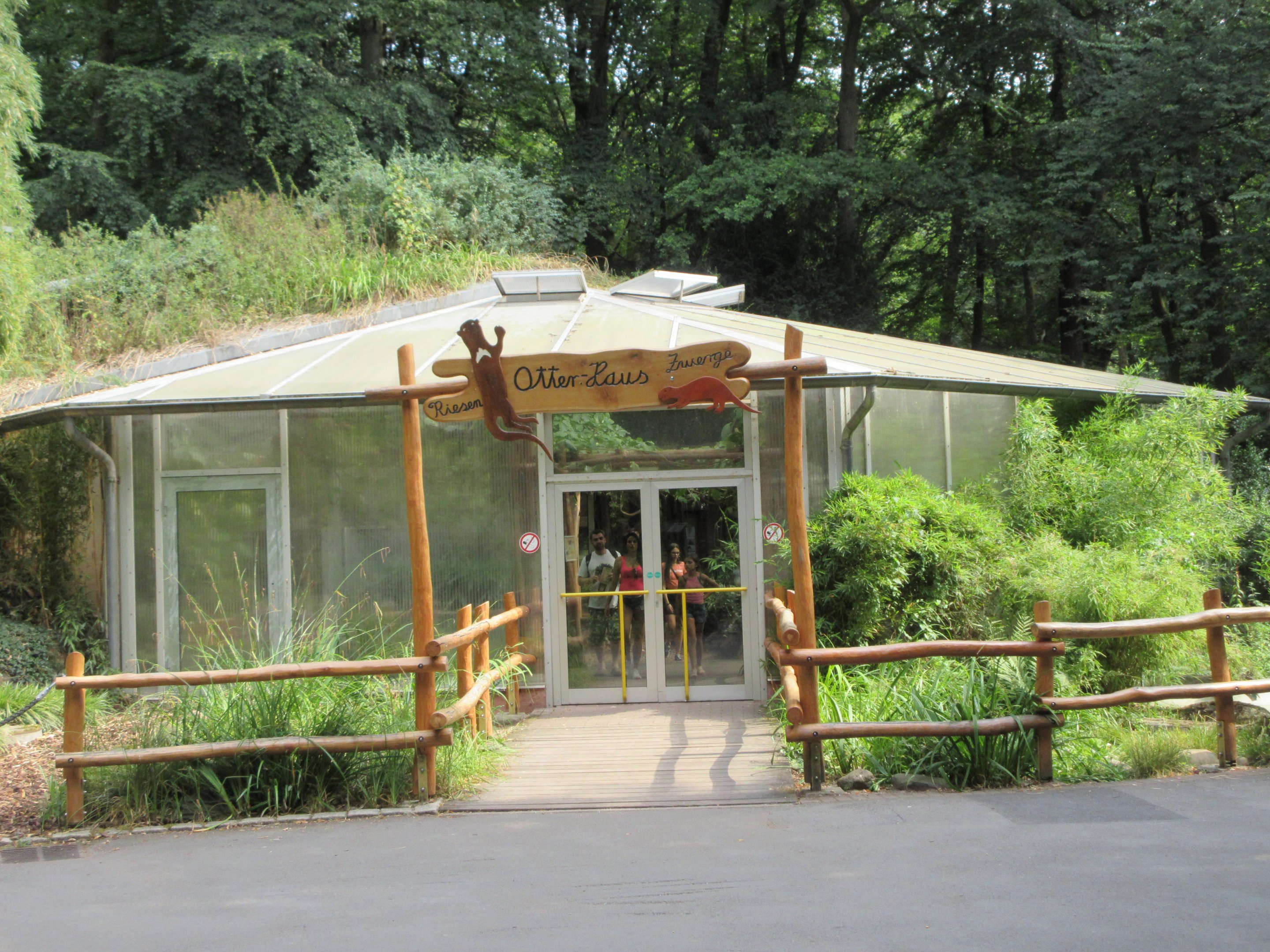 Otter House (Giant + Small-clawed)