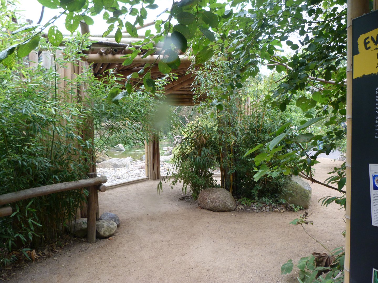 "Otter Insel" viewing area -Tierpark Berlin (2024)