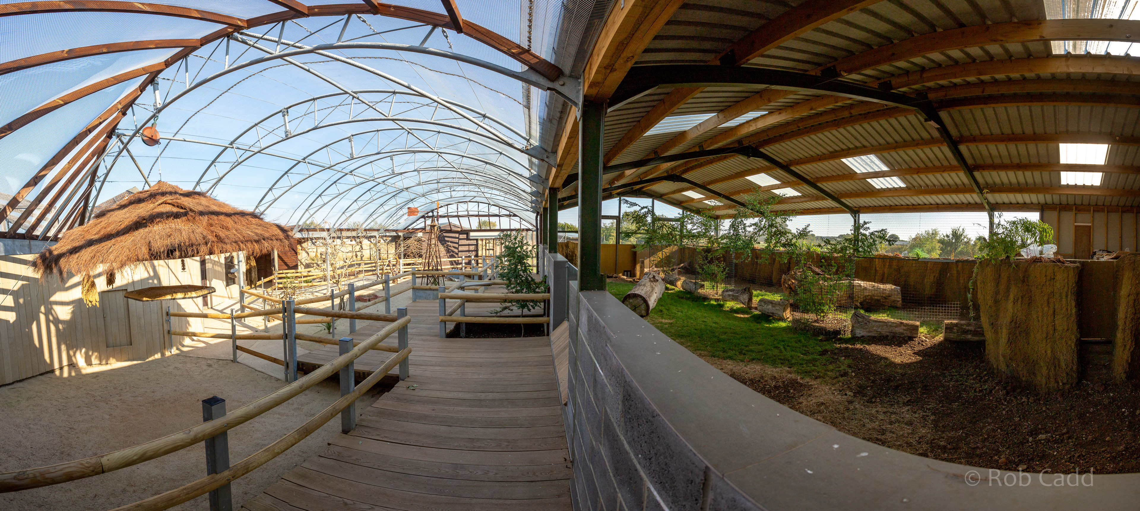 Outback Aviary / Wombats (exhibit complex) : Hamerton : 02 Sep 2018