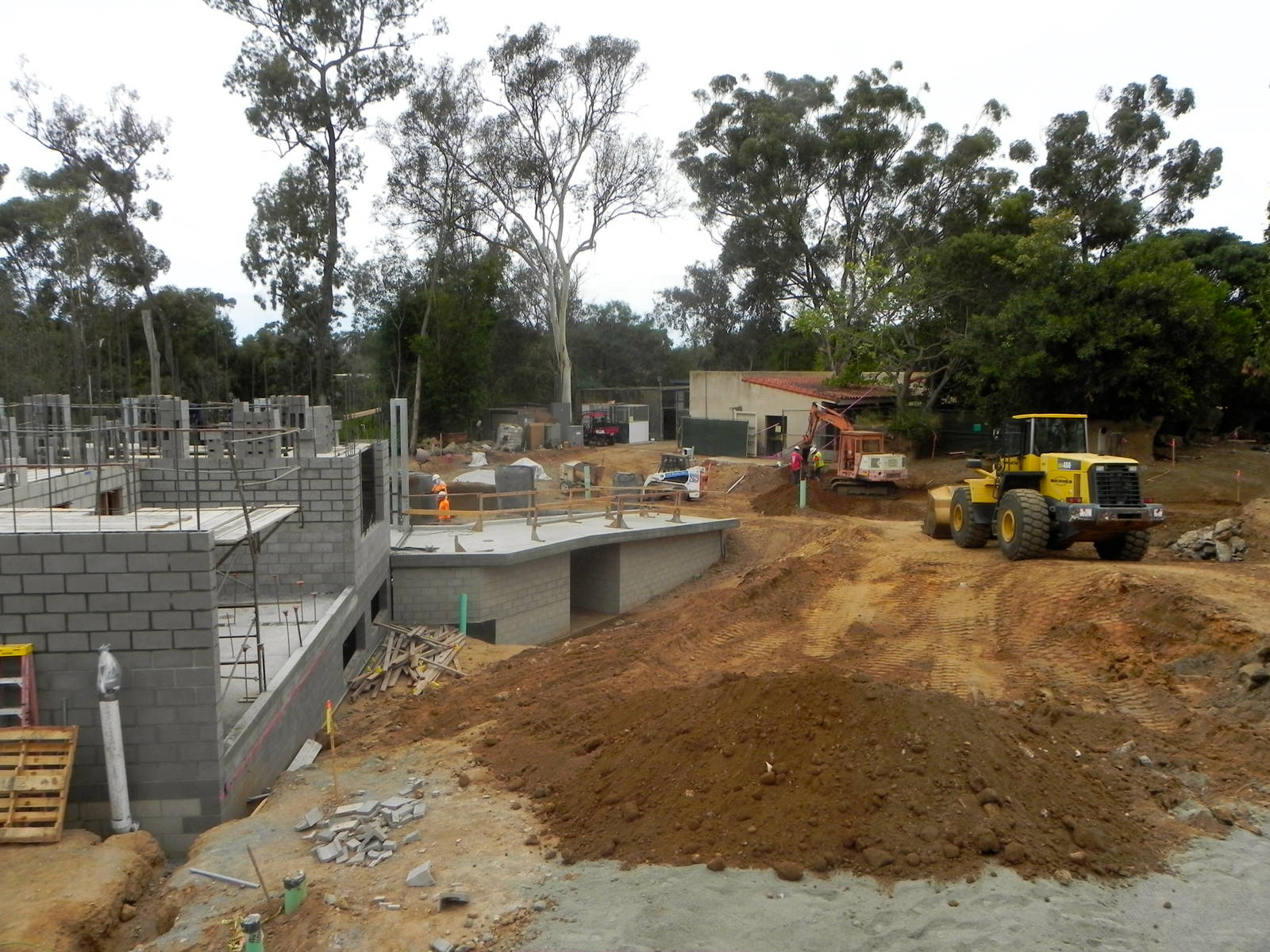 Outback construction 10/2012