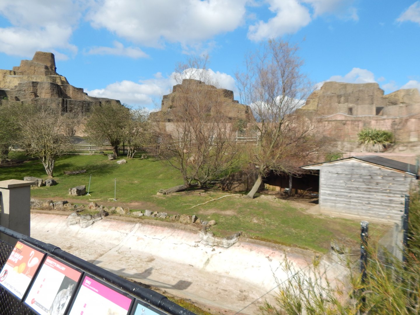 Outback enclosure 180322