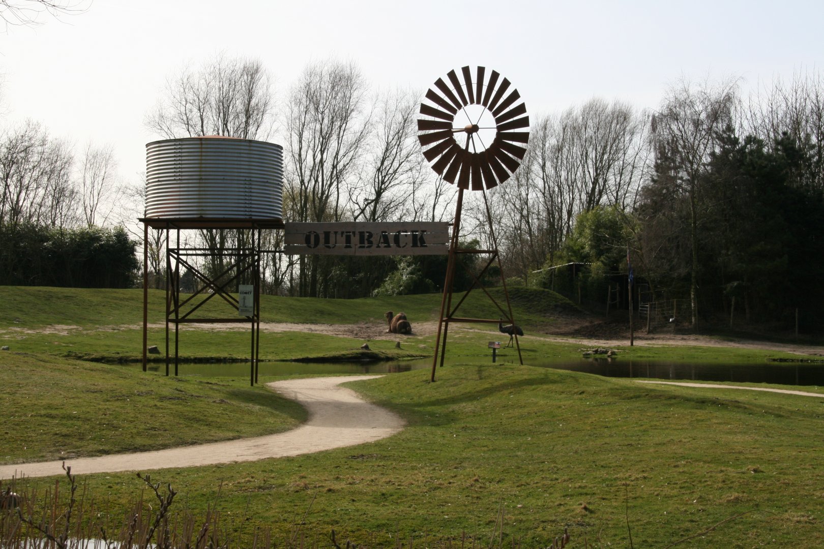 Outback walktrough enclosure