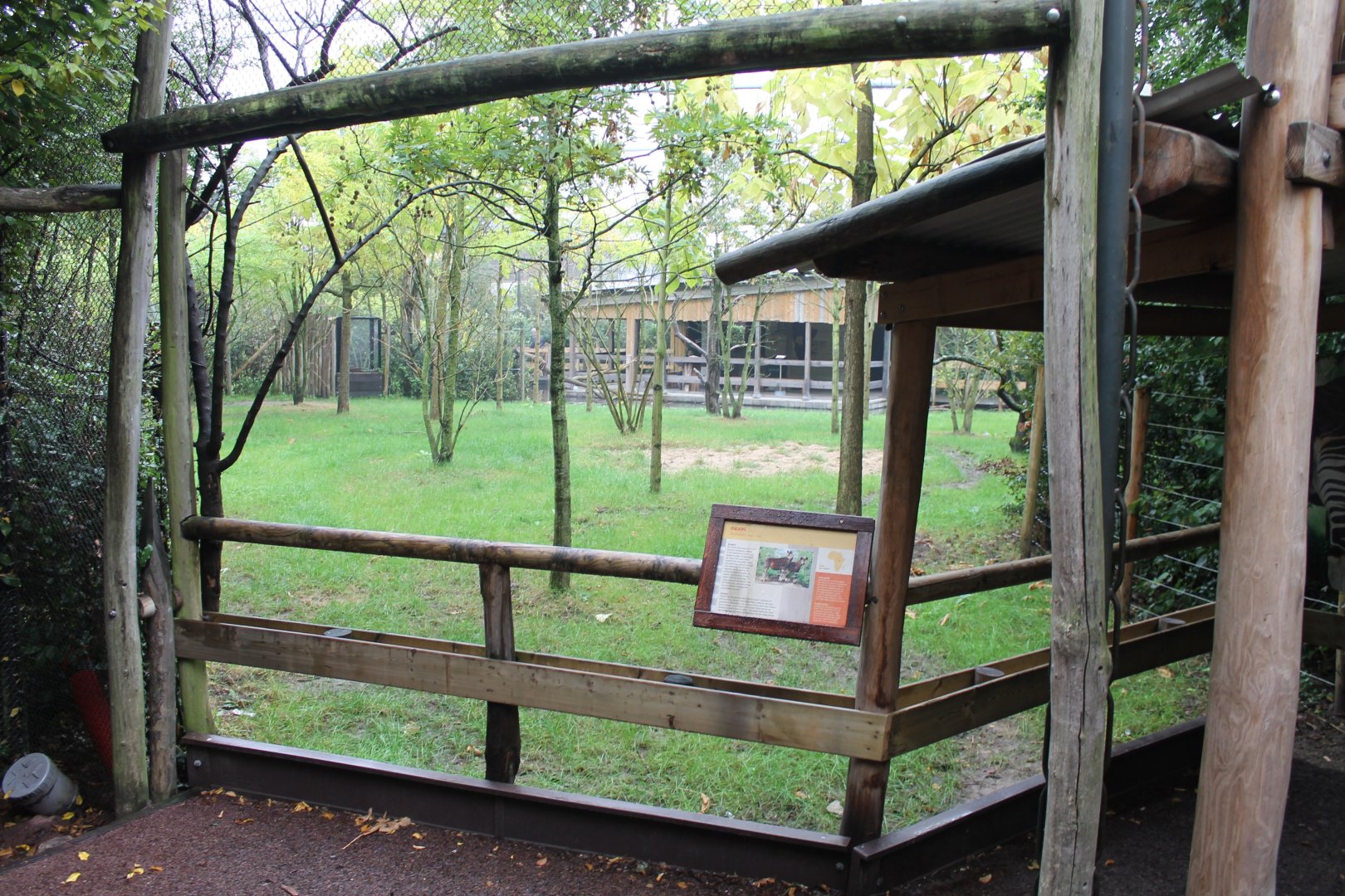 Outdoor-enclosure Okapi