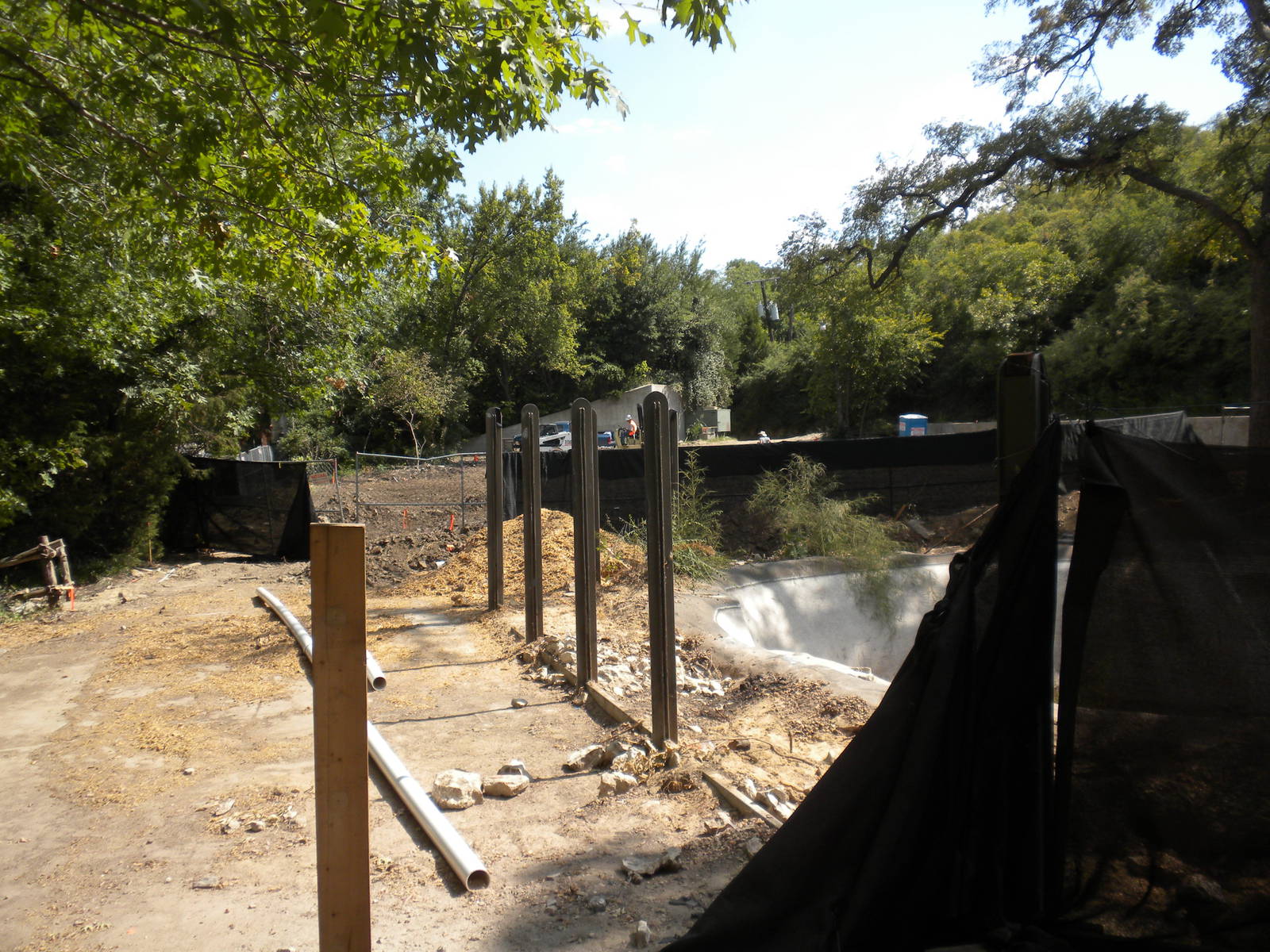 Outdoor penguin exhibit construction