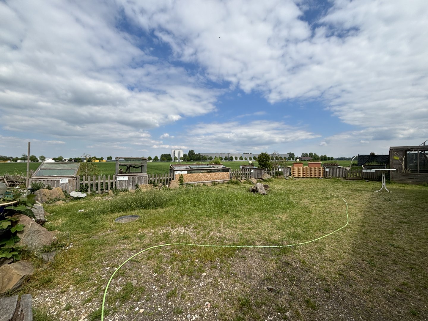 Outdoor Tanks at Schildkröten und Reptilien Zoo Neu-Ulm