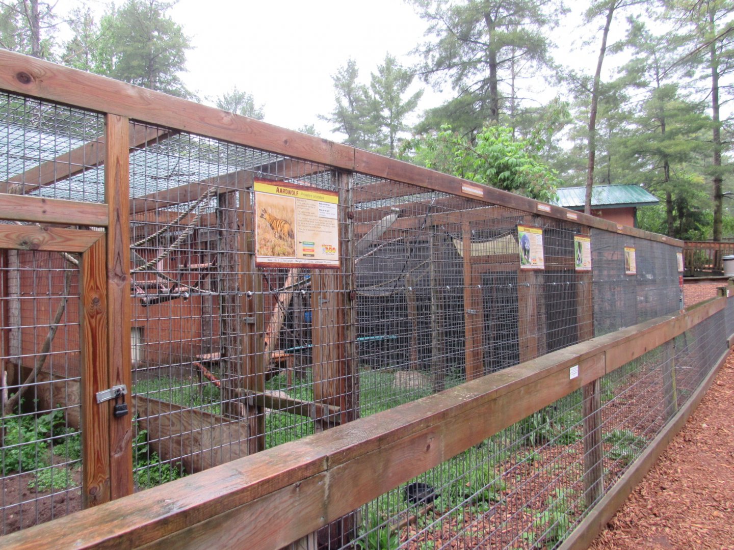 Outdoor Tropical Mammal Exhibits