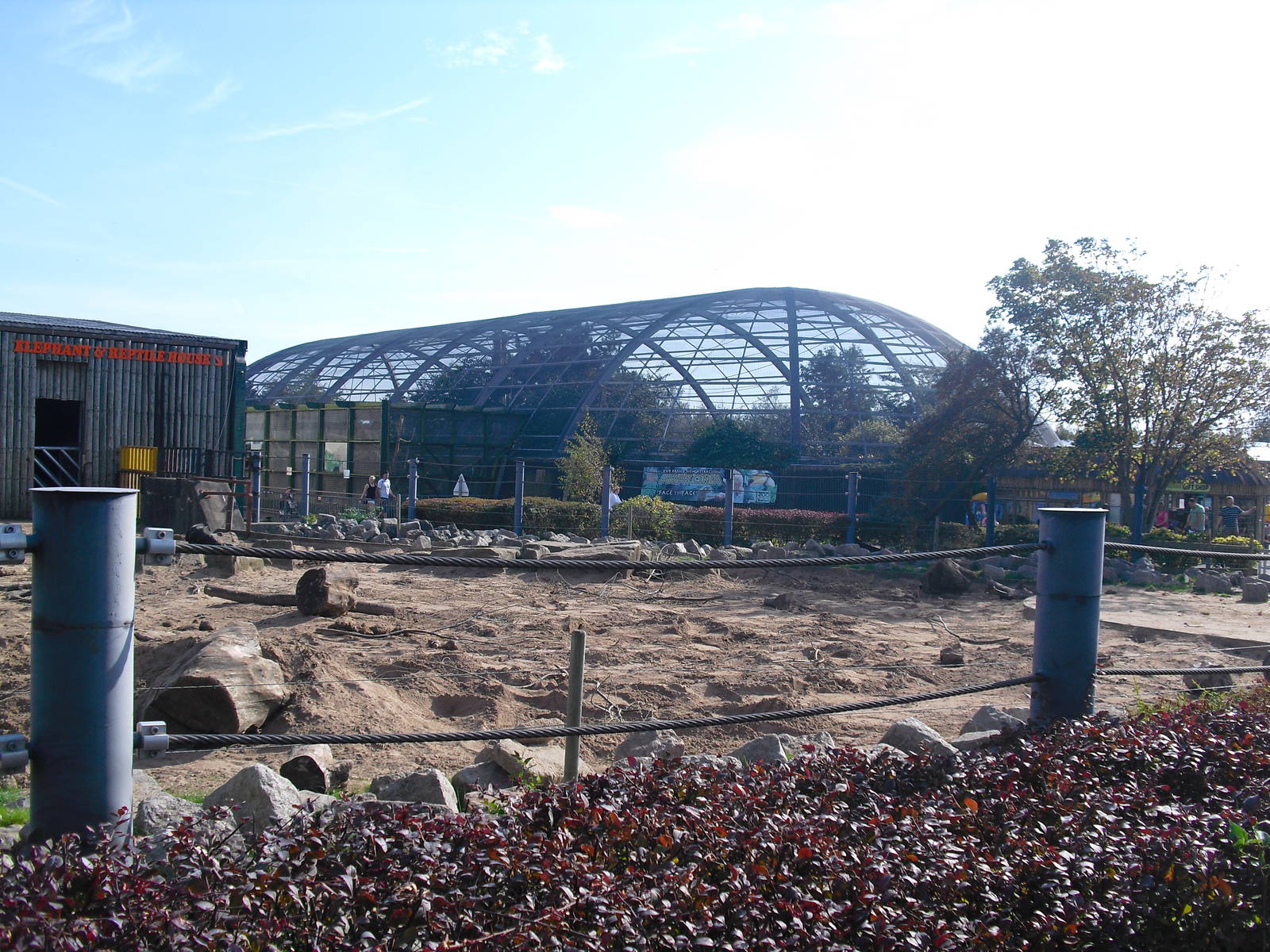 Outside View of Amazonia - 01/10/2011