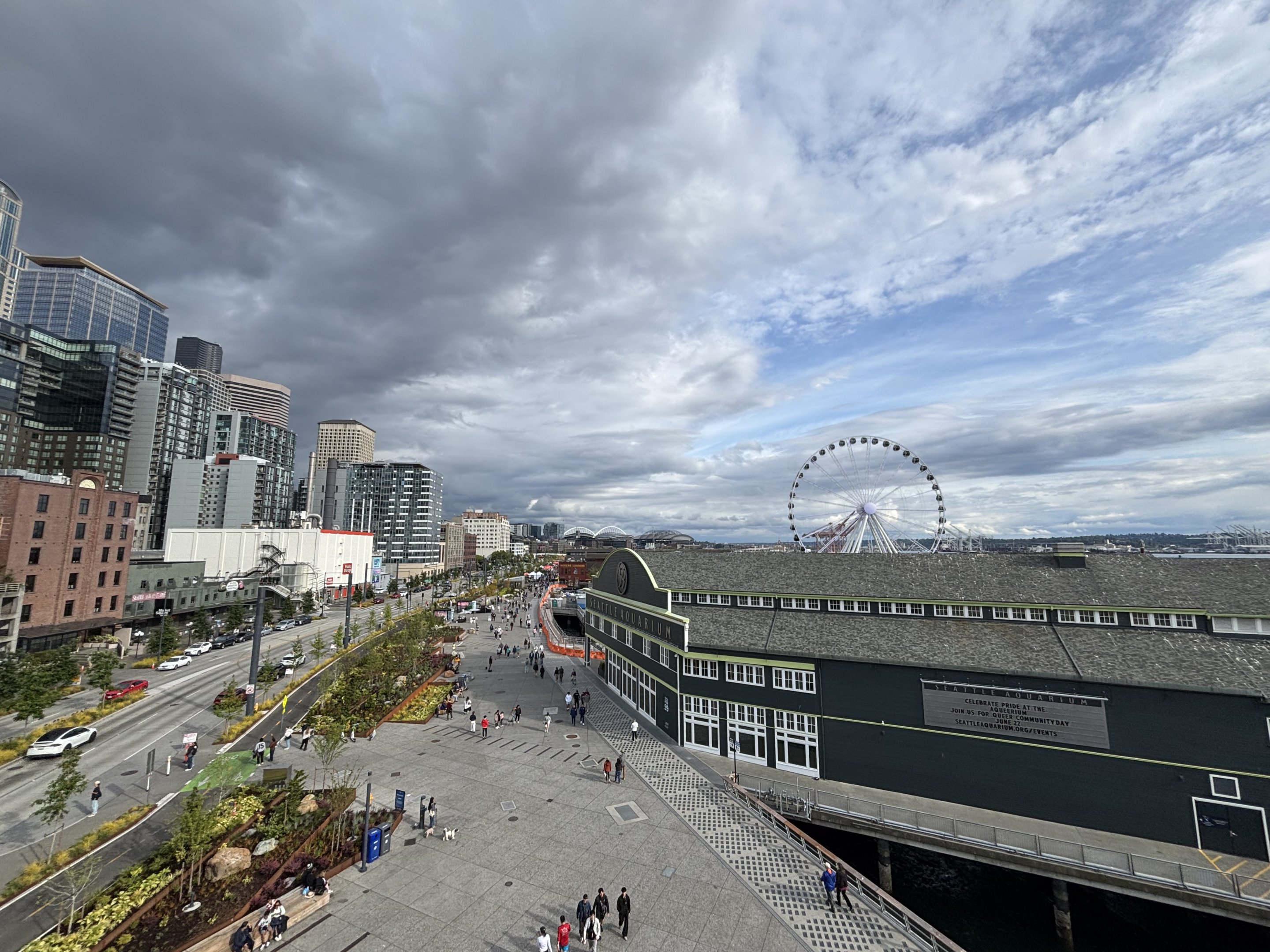 Overlook Walk - via roof of Aquarium
