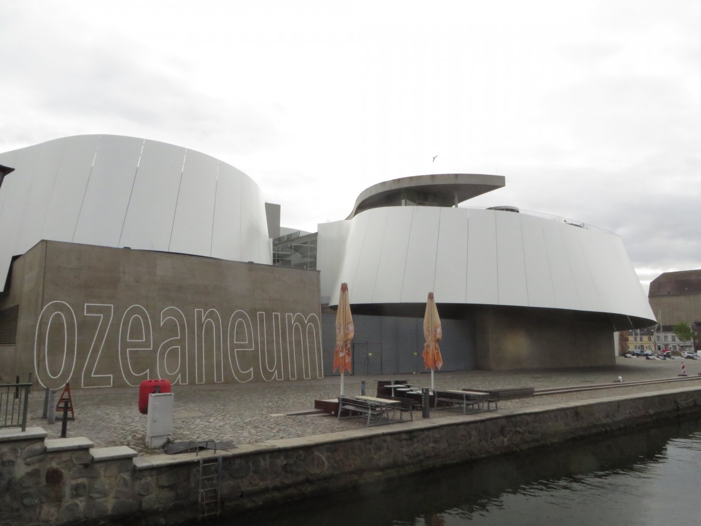 Ozeaneum building