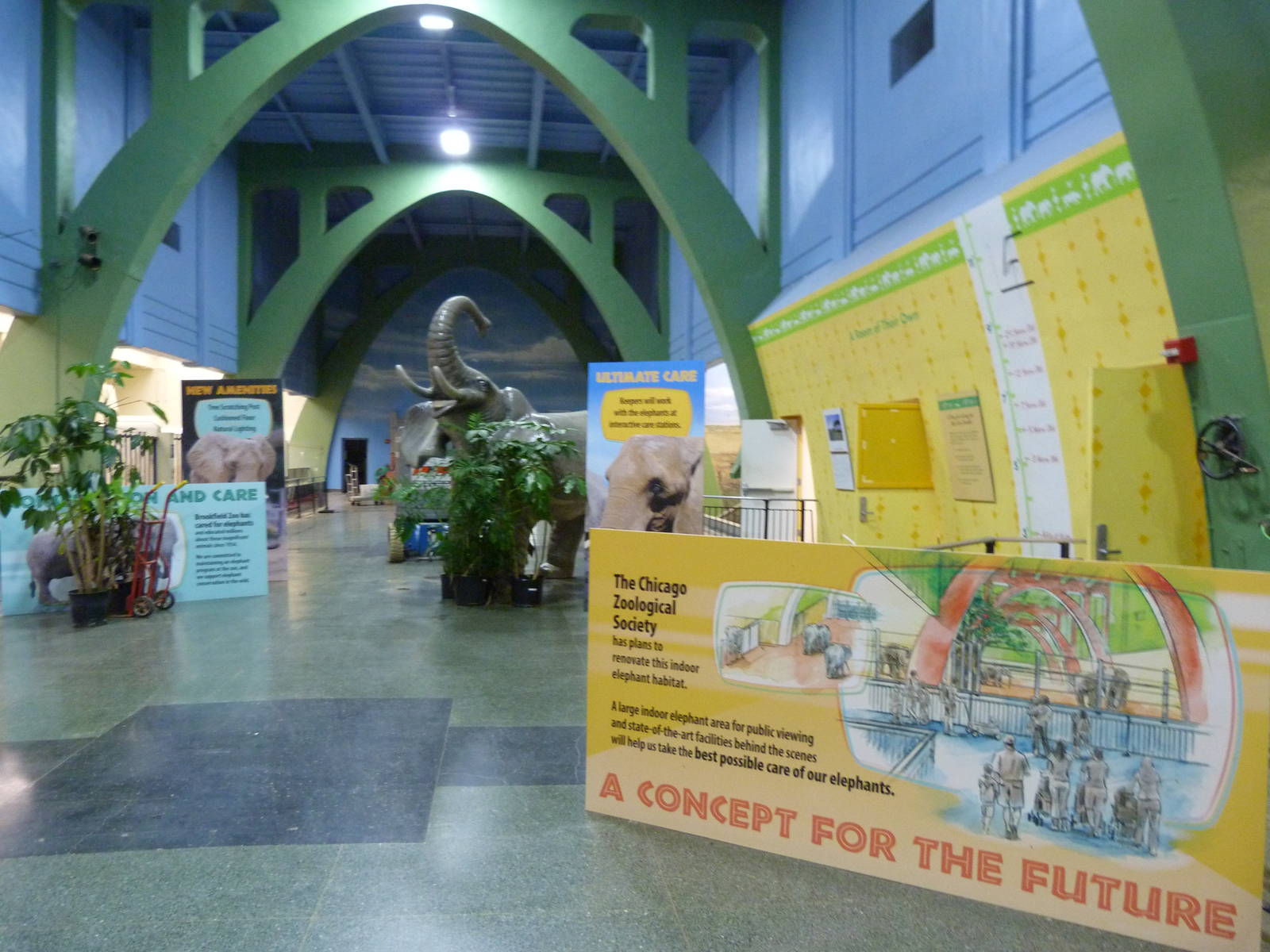 Pachyderm House (Elephant Section) - 5/3/12