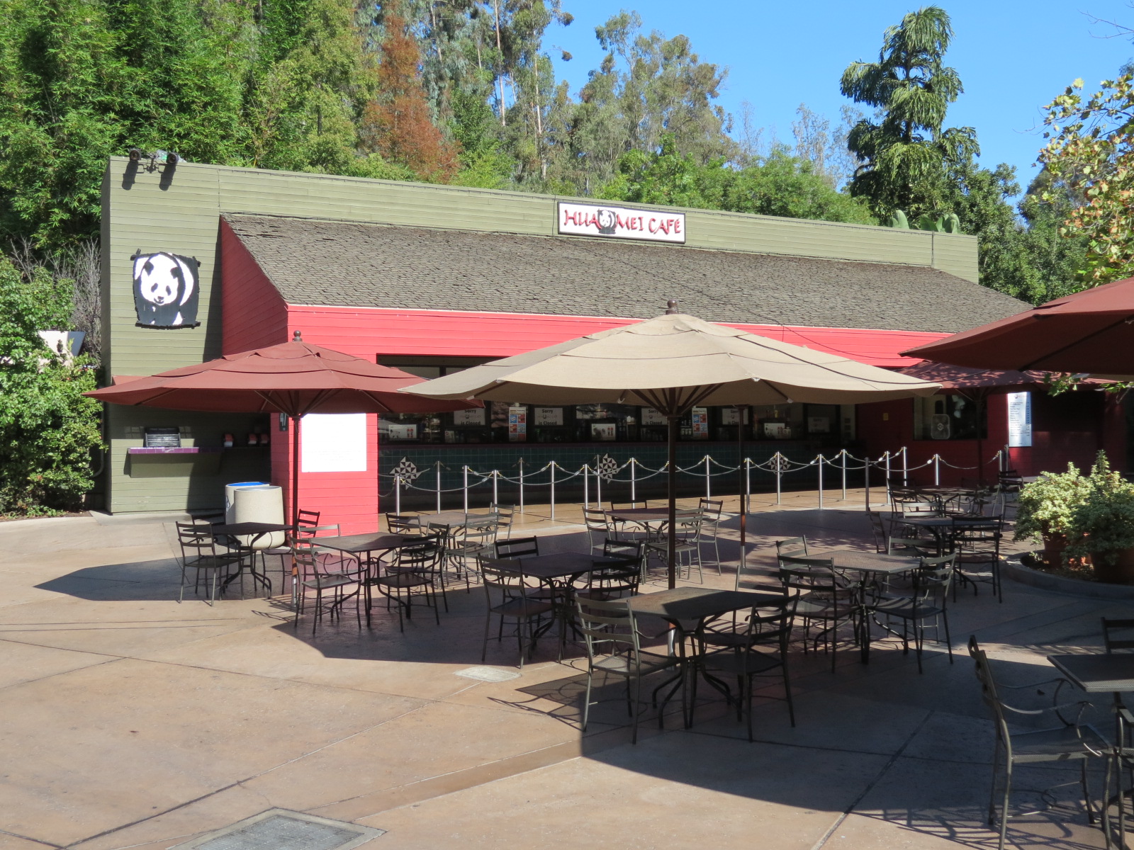 Panda Canyon - Hua Mei Cafe