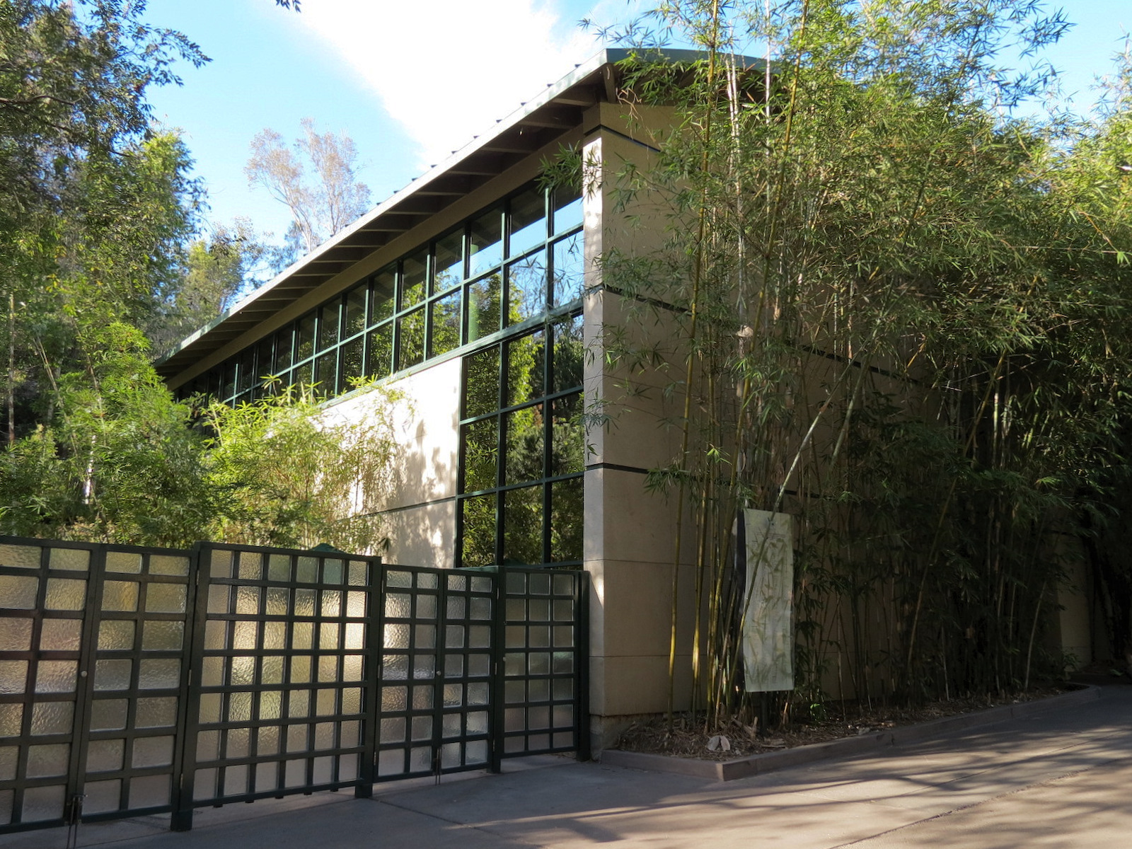 Panda Canyon - Panda Trek - Offices of Giant Panda Conservation