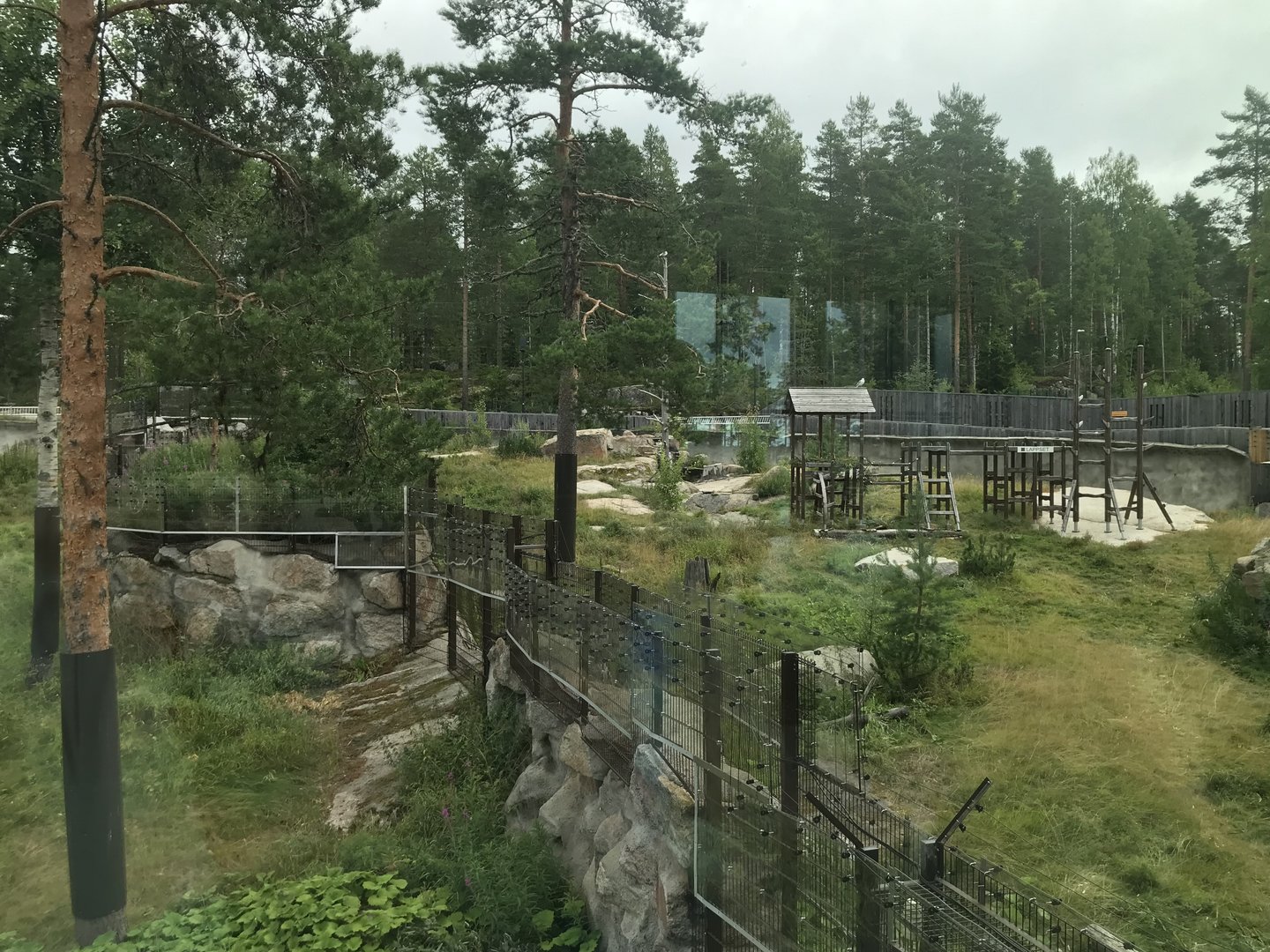 Panda house outdoor enclosure