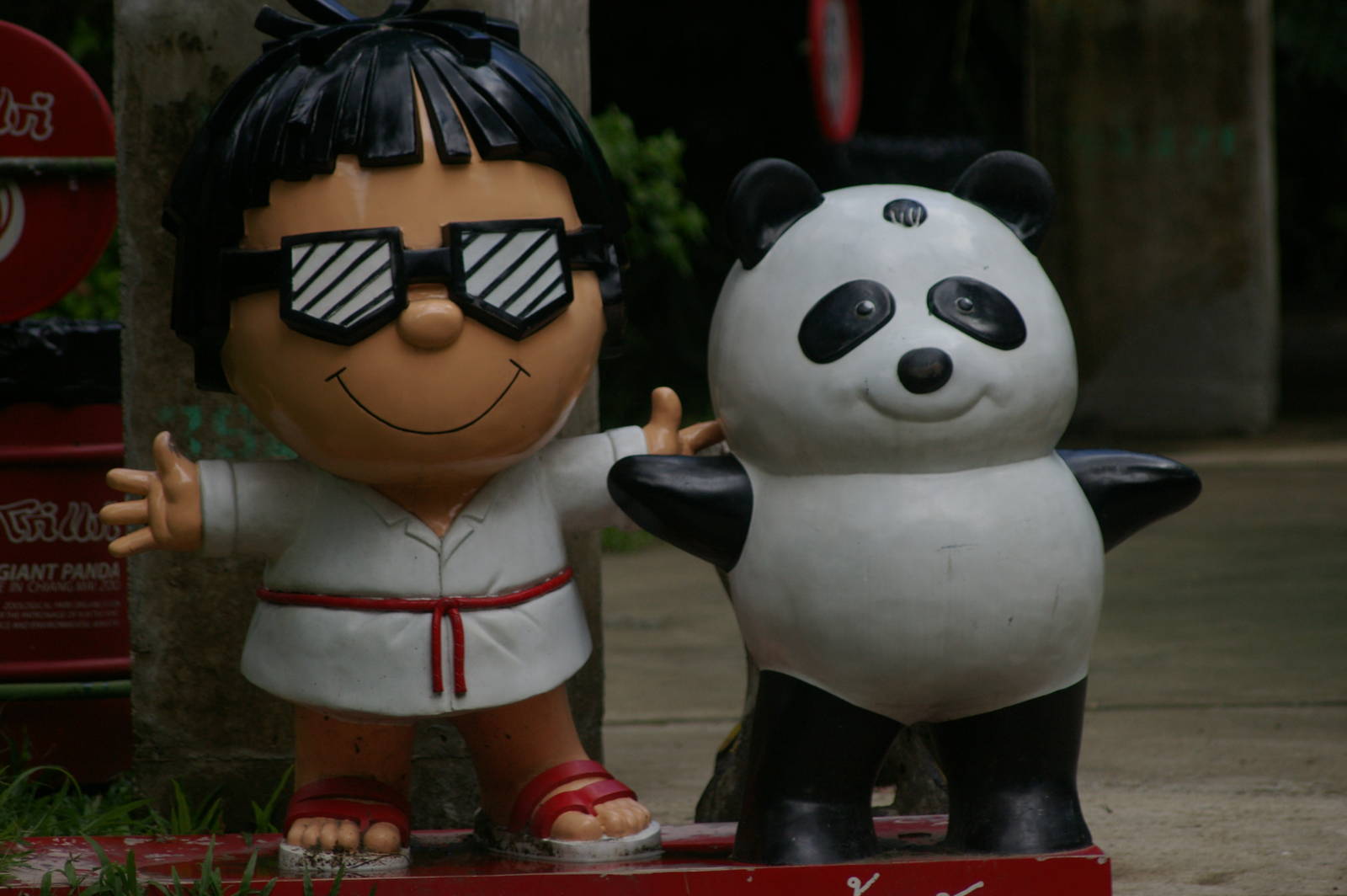 panda statue, Chiang Mai Zoo (Thailand)