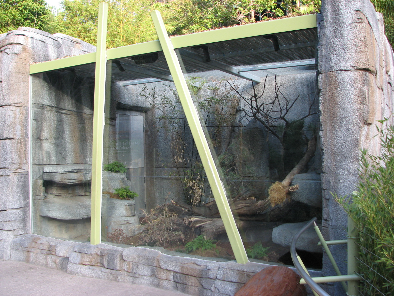 Panda Trek - Mang Mountain Pit Viper Exhibit