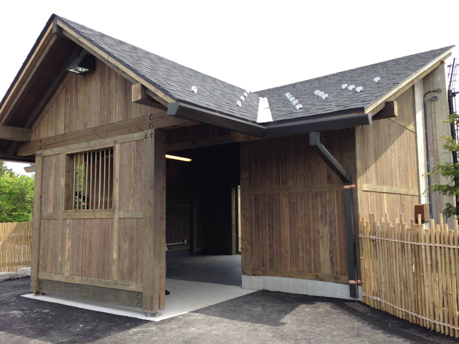 Panda Viewing Shelter