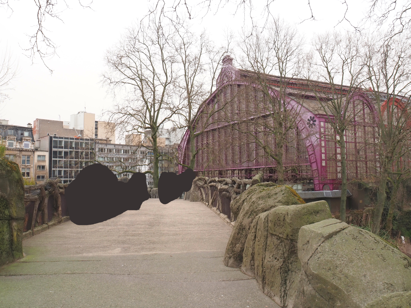 Panorama bridge above the lion and alpaca exhibits, 2022-03-16