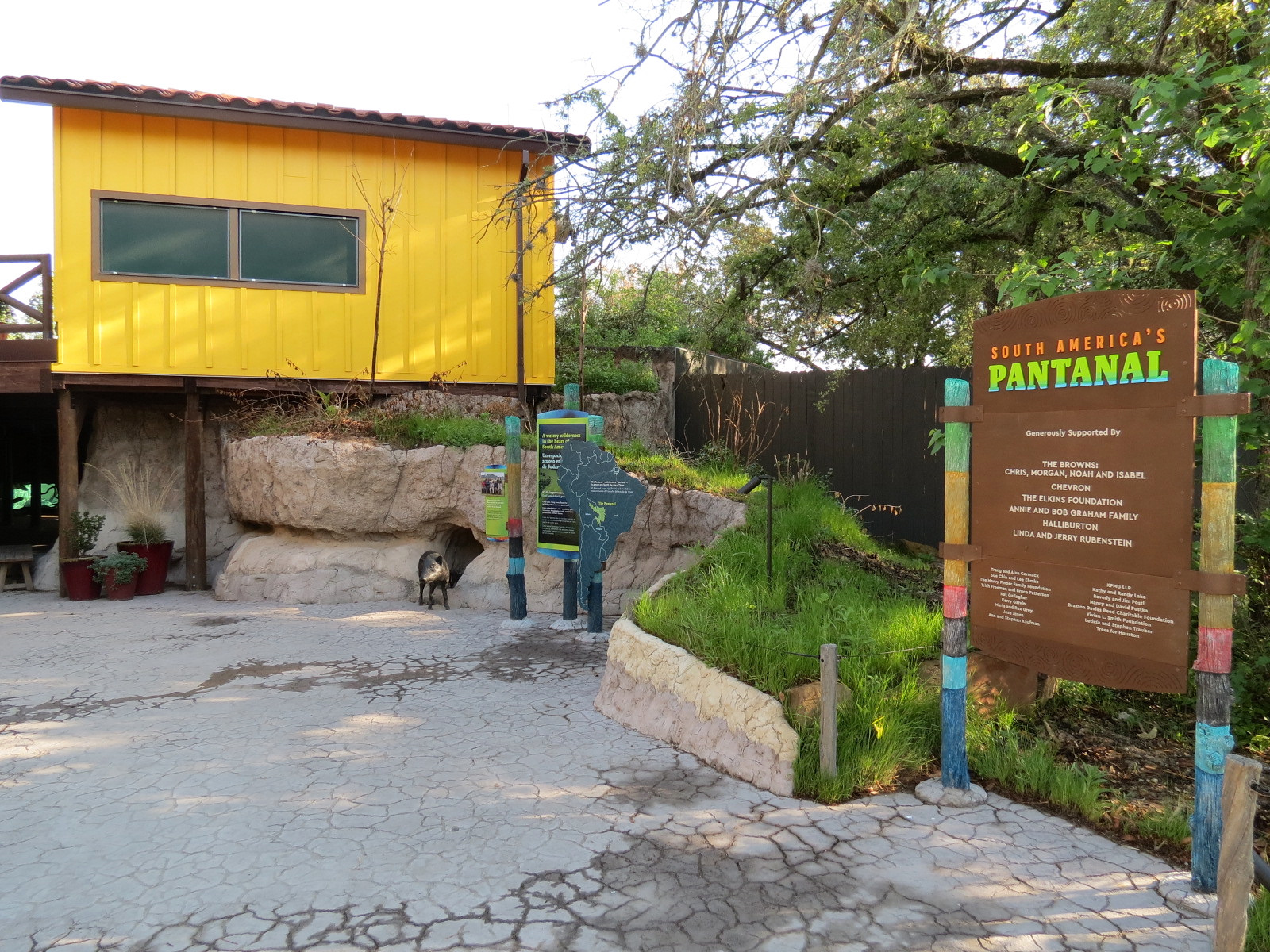 Pantanal - Entry Area Signage