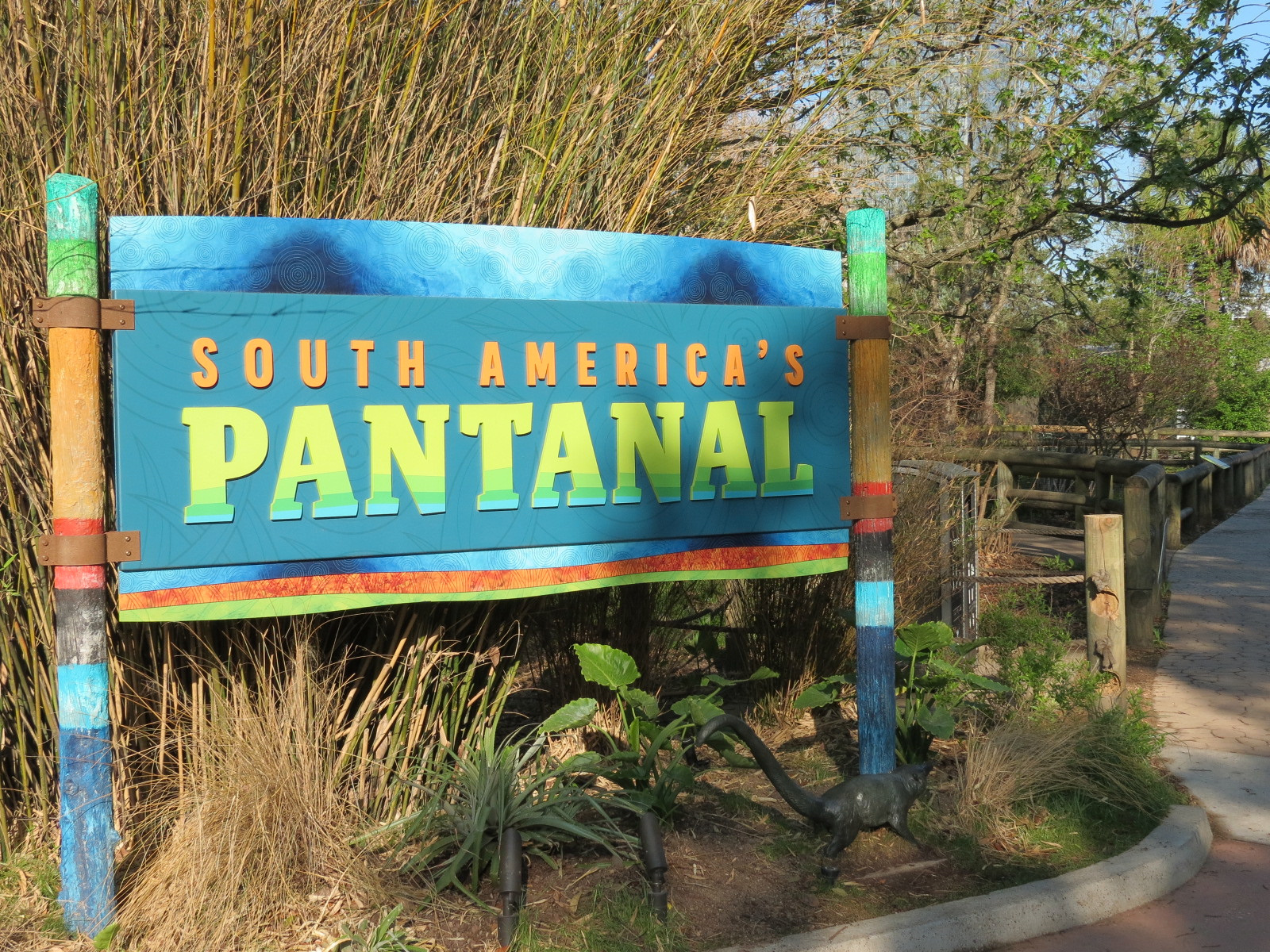 Pantanal - Entry Sign