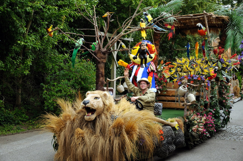 Parade at Hansa-Park Sierksdorf