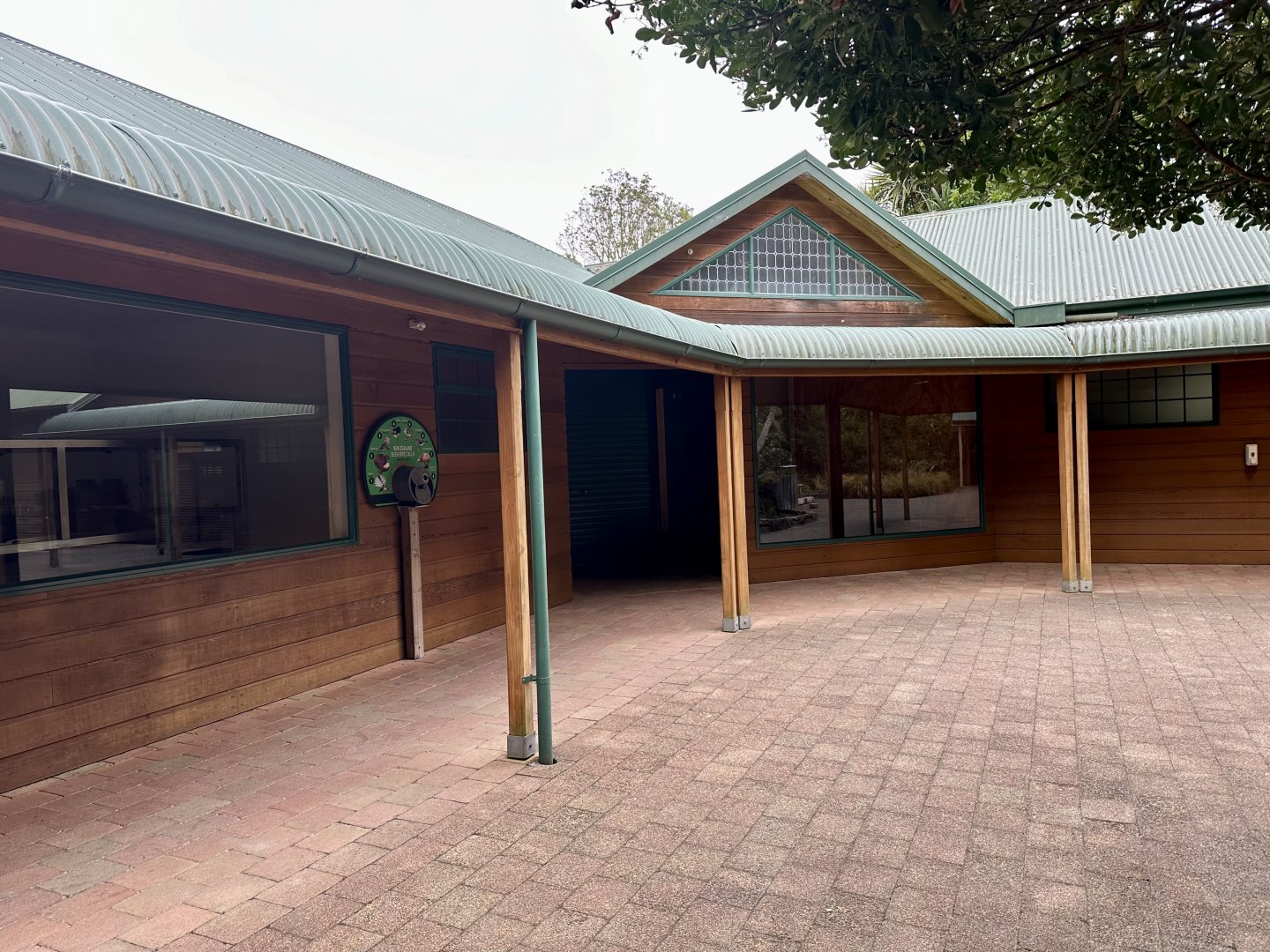 Paradise Valley Springs - Cafe/Office Building