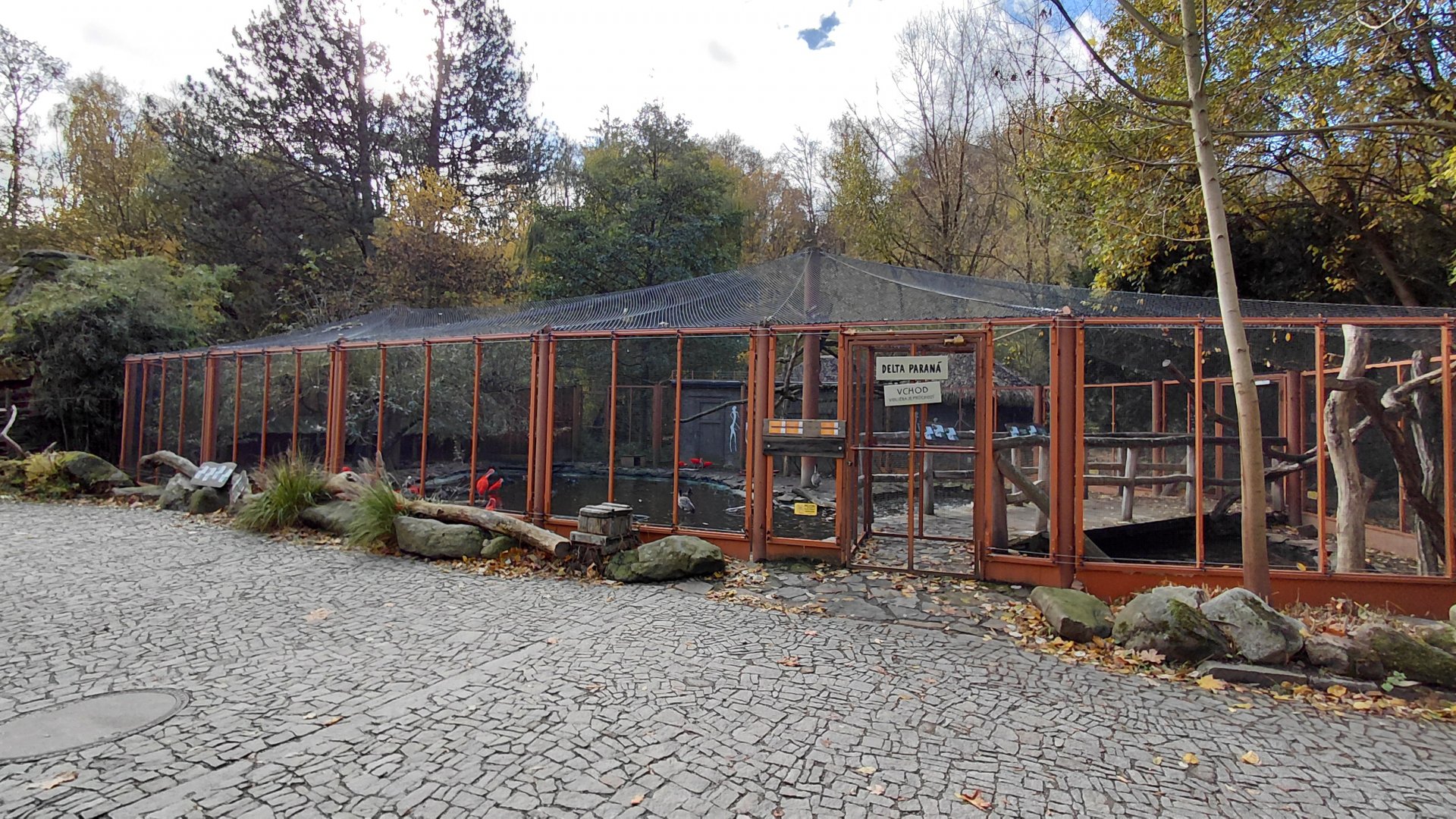 Paraná delta walkthrough aviary