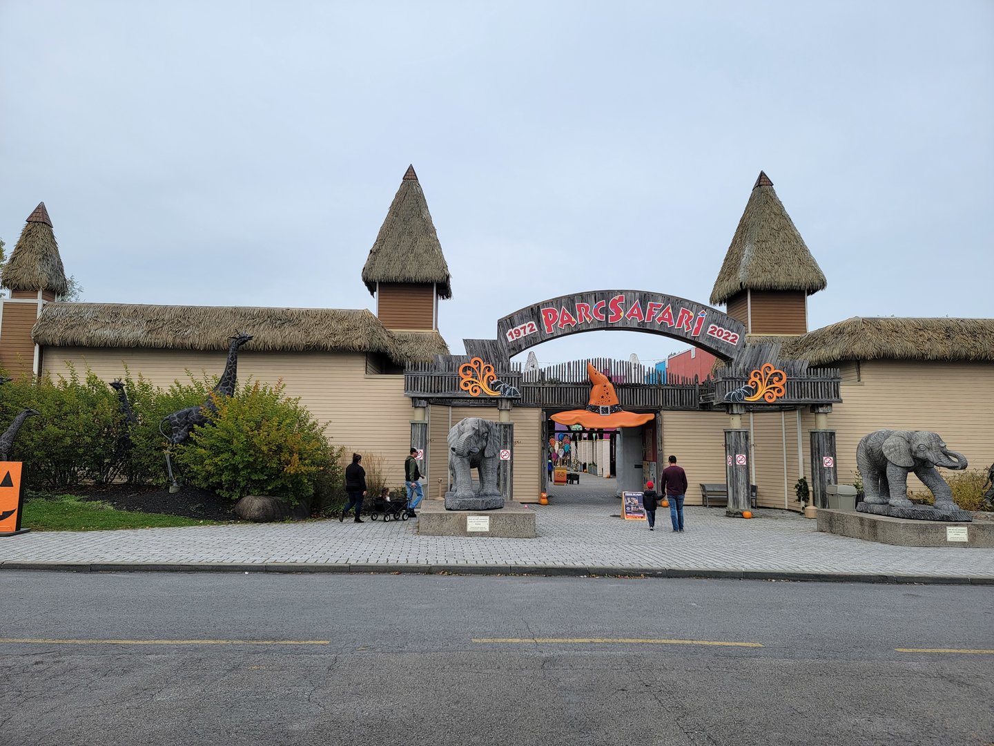 Parc Safari - Walk-through entrance