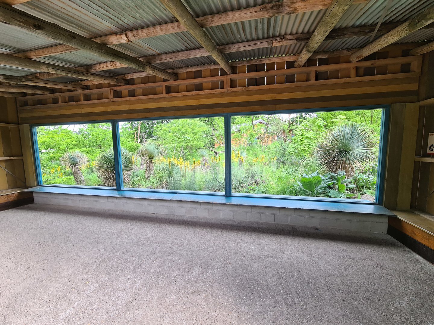 Park - Lemur island viewing area