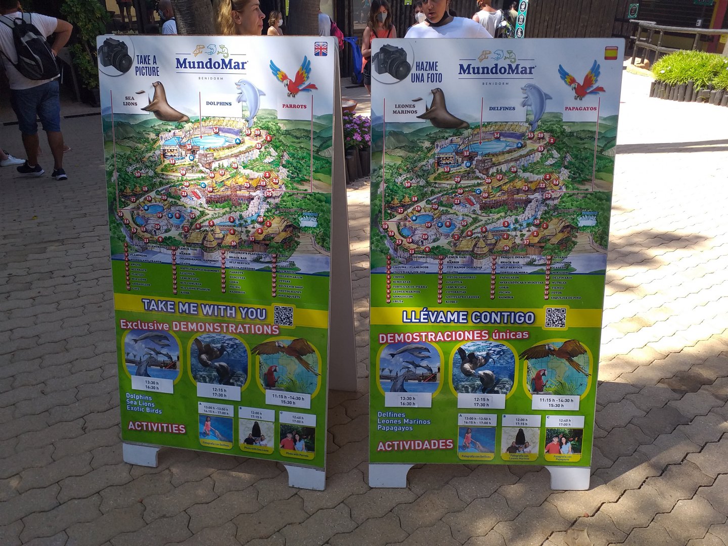 Park maps and show hours -MundoMar Benidorm (2021)