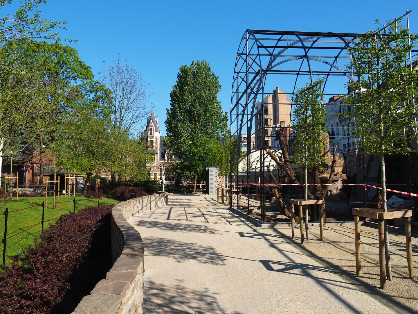 Park view - New parrot aviaries and okapi paddock, 2019-04-20