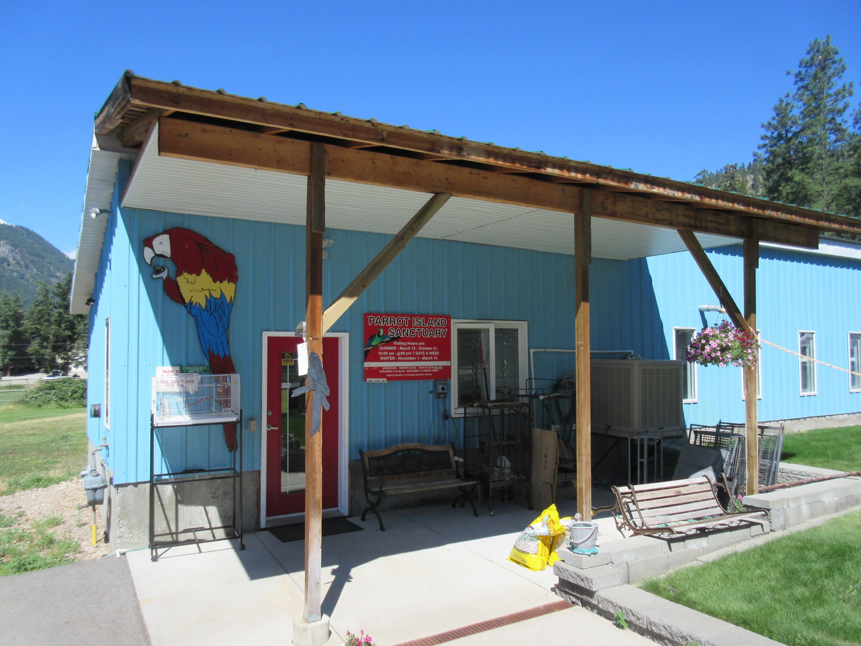 Parrot Island Sanctuary - Entrance