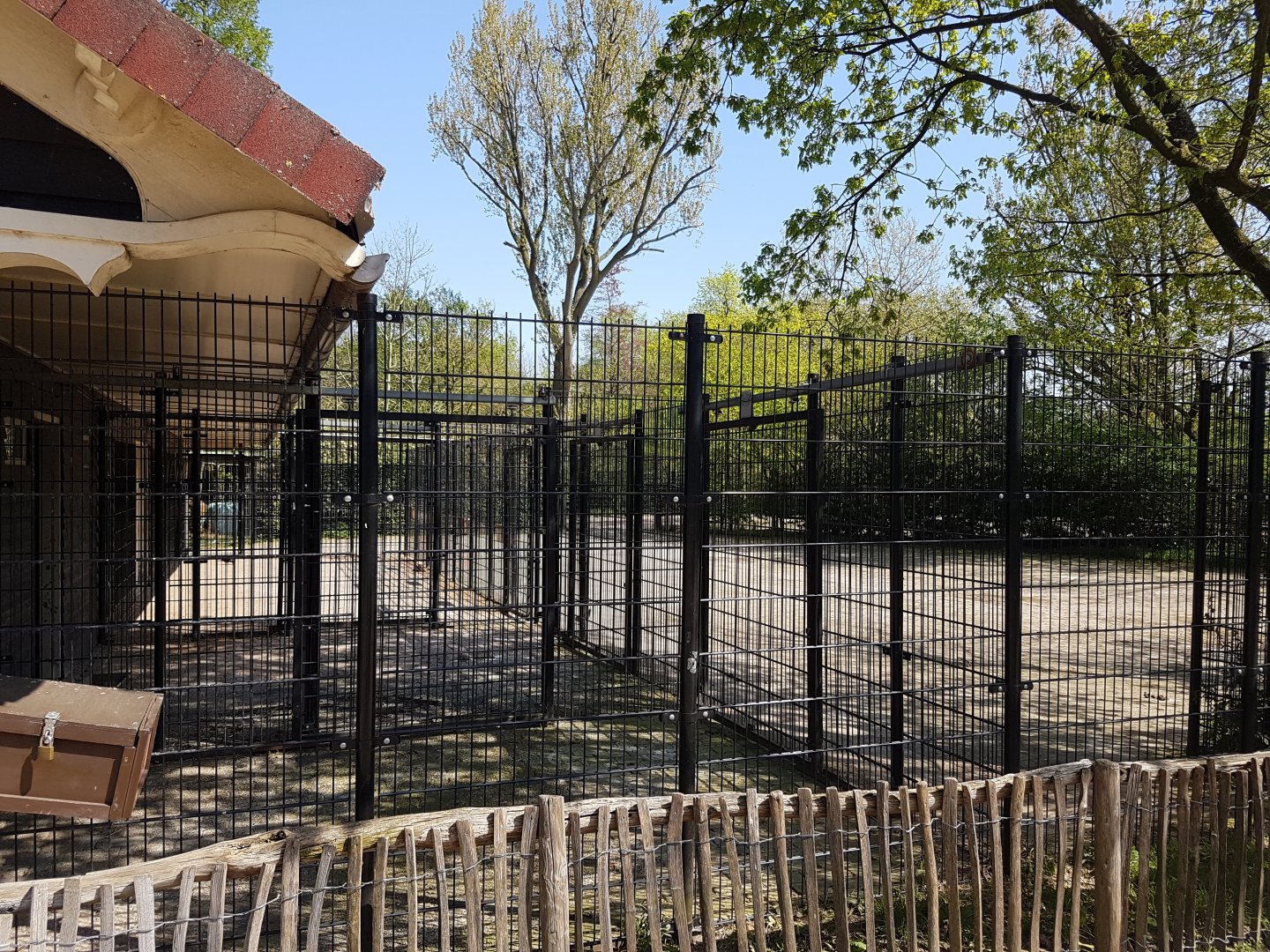 Part Africa-enclosure