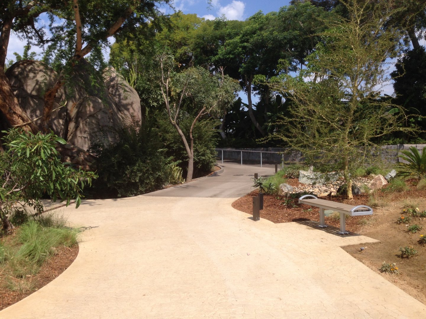 Path Around Kopje - Kopje On Left