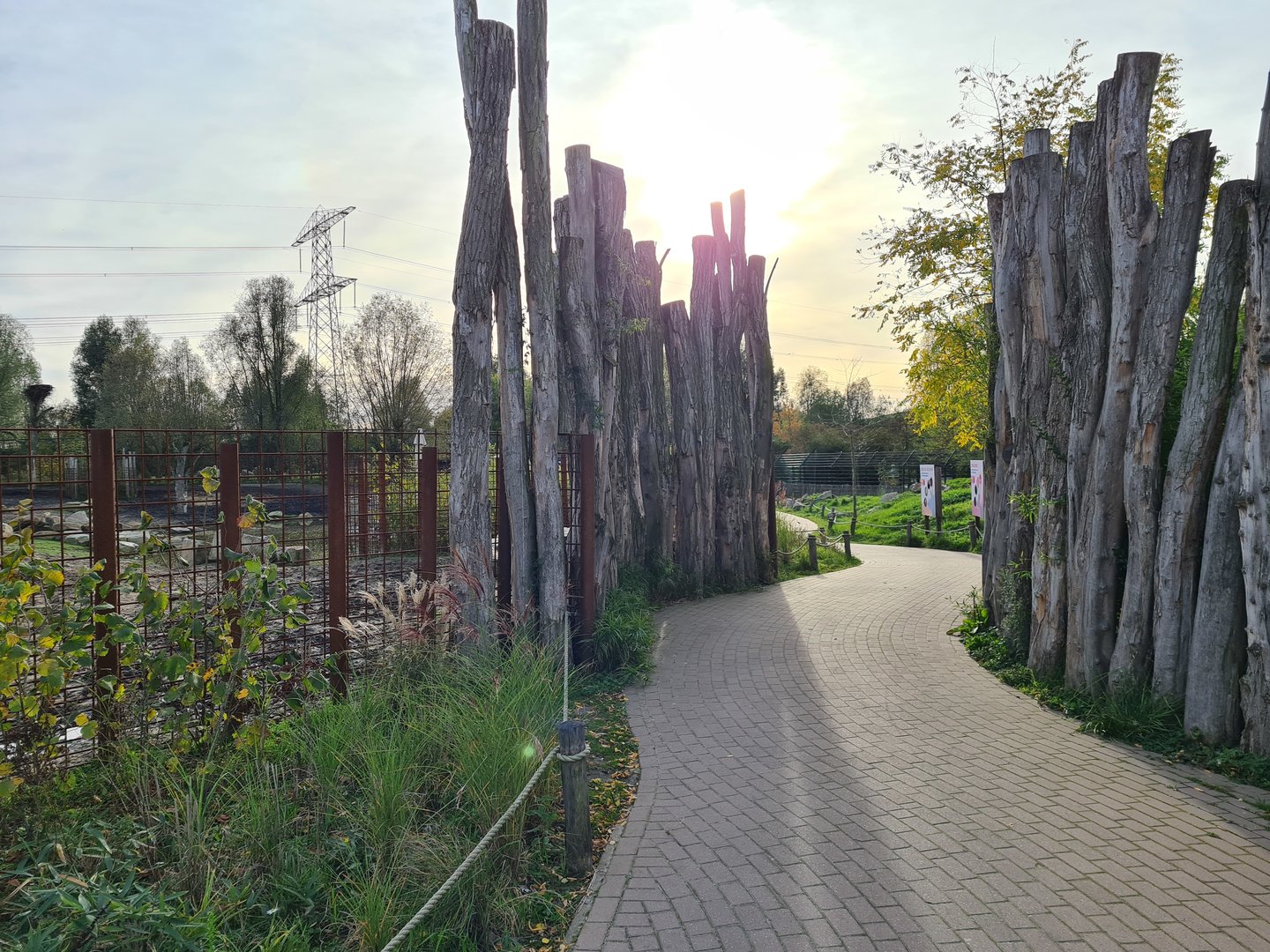 Path decoration near second Rhinoceros enclosure