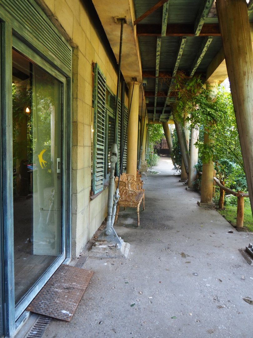 Pathway in the Cuban aviary (Sep 2nd, 2018)
