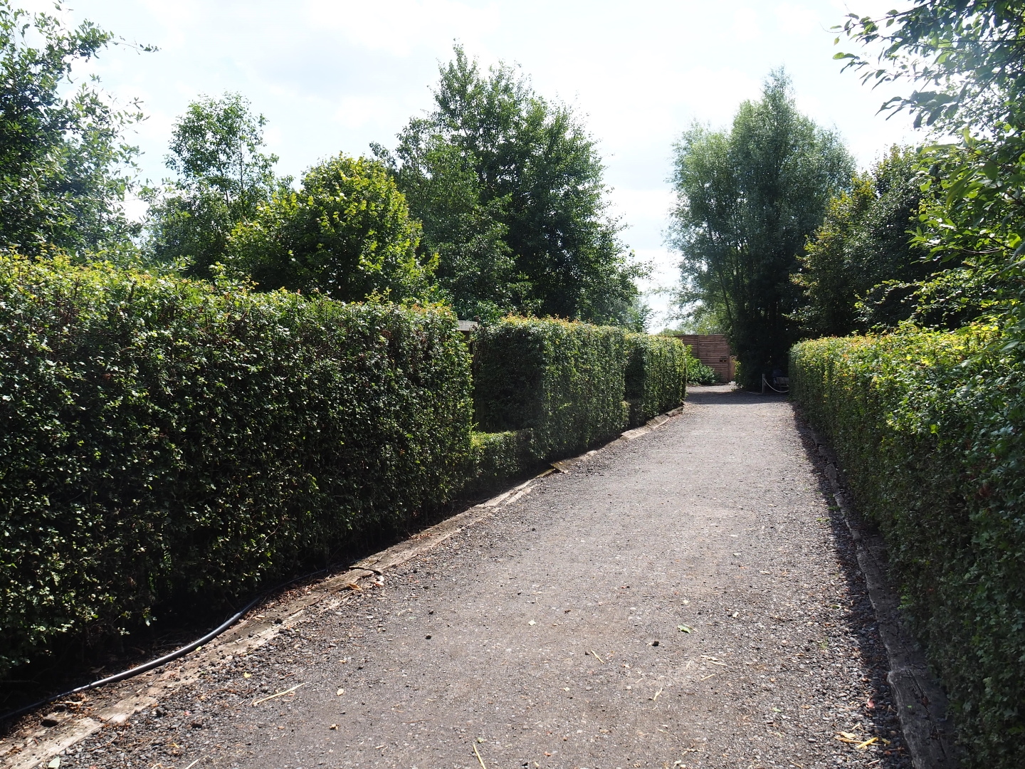 Pathway with hoofstock viewing areas