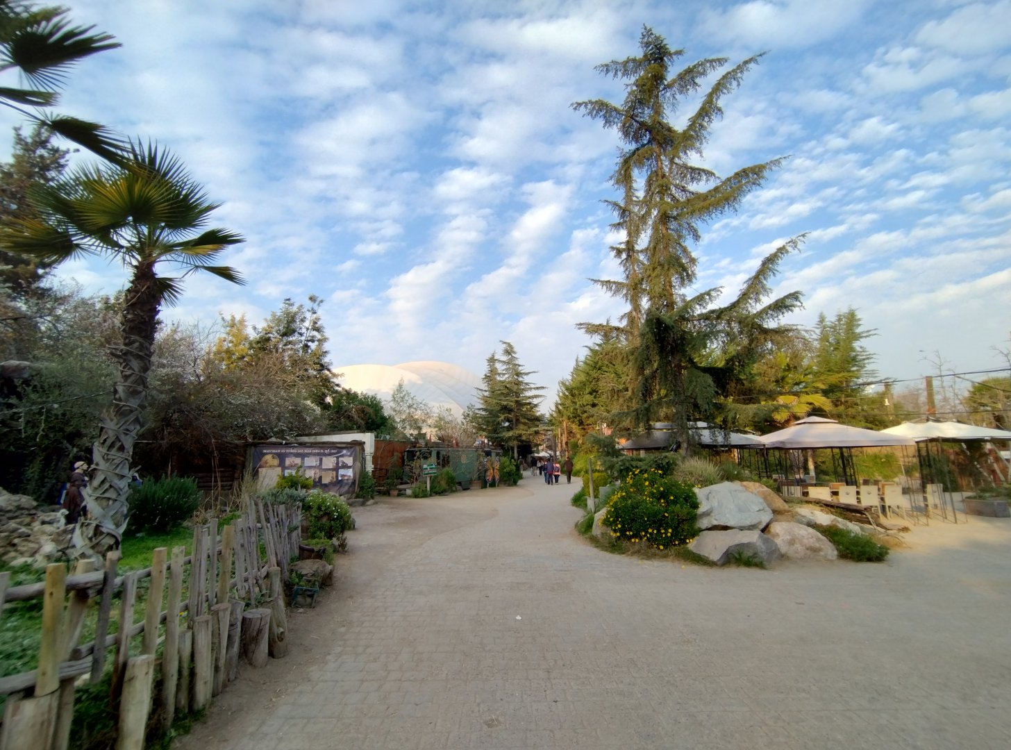 Pathways - Buin zoo