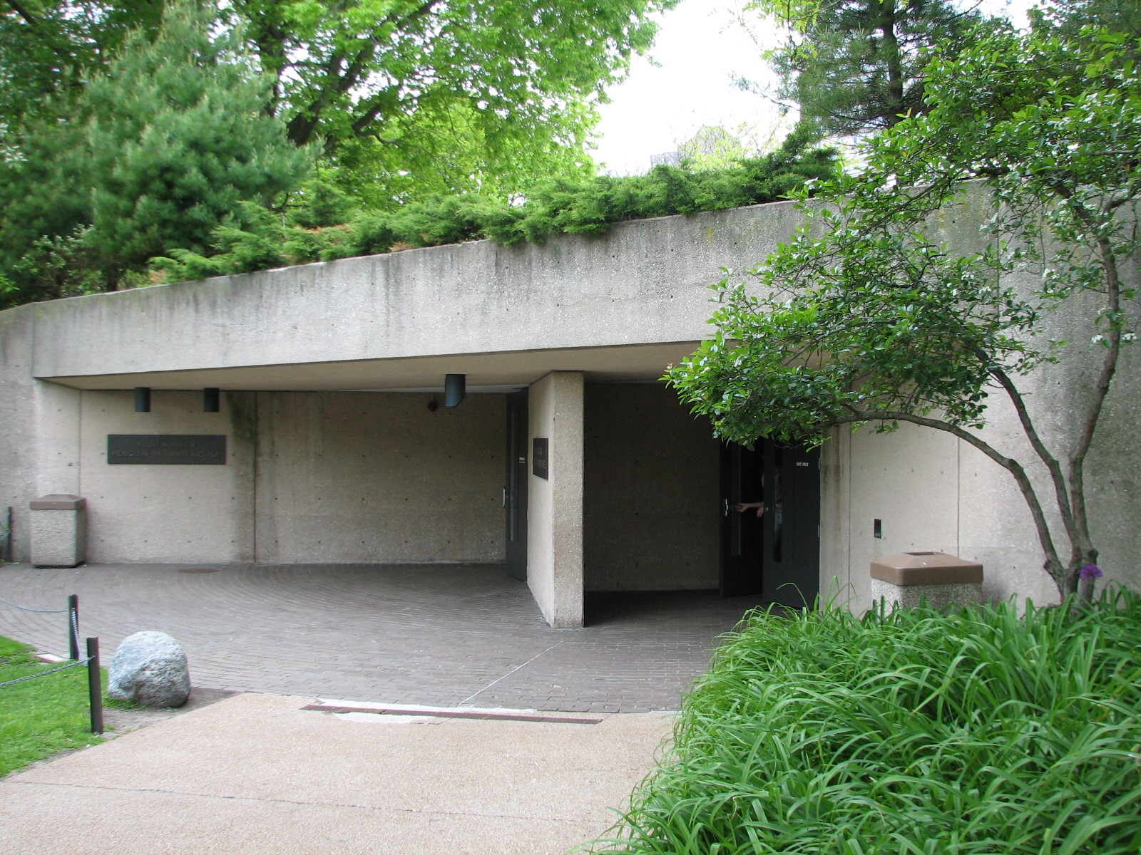 Penguin and Seabird House - Exterior