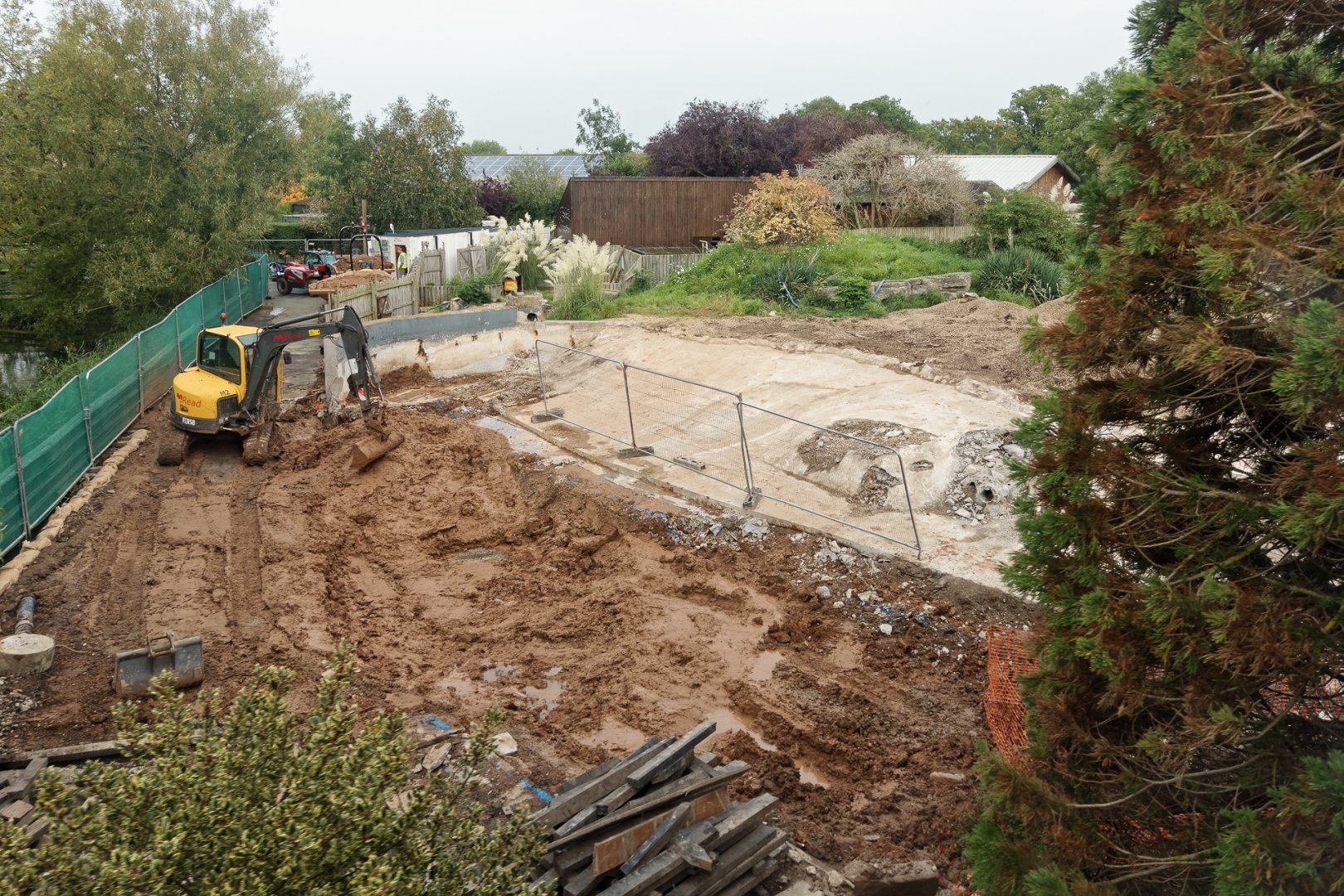 Penguin Enclosure Demolition/Renovation - 26/09/2017