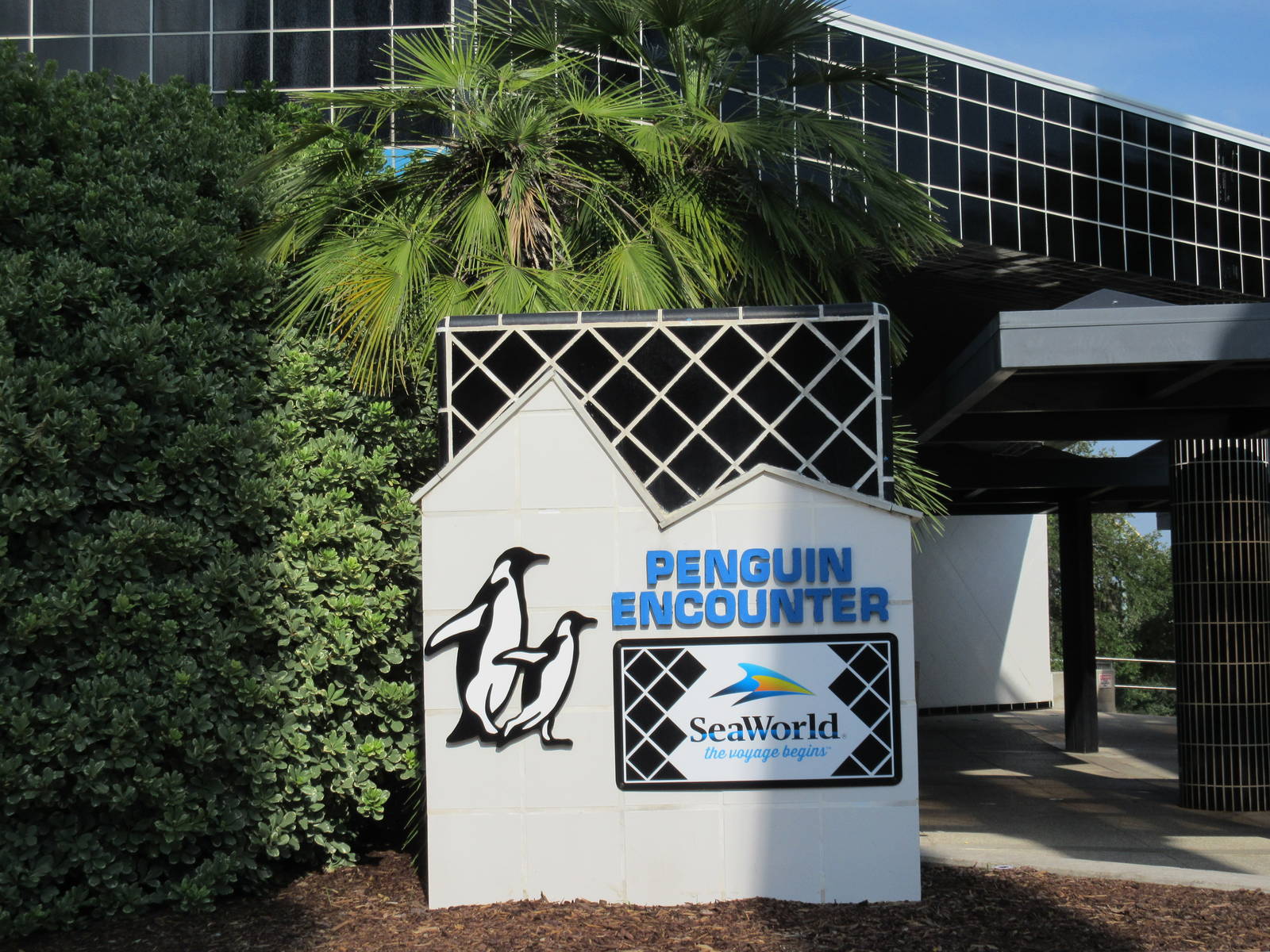 Penguin Encounter - Entrance Sign