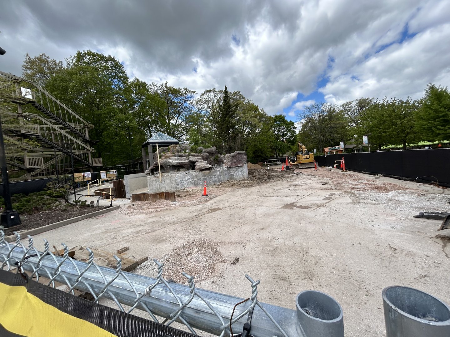 Penguin Exhibit Construction