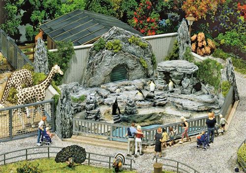 Penguin Exhibit Model