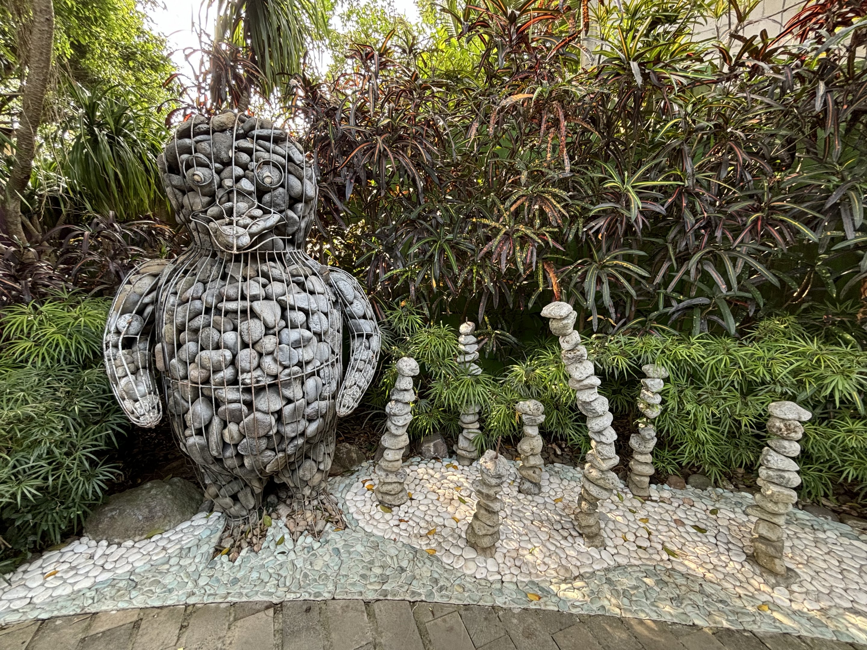 Penguin ‘Rock’ Statue