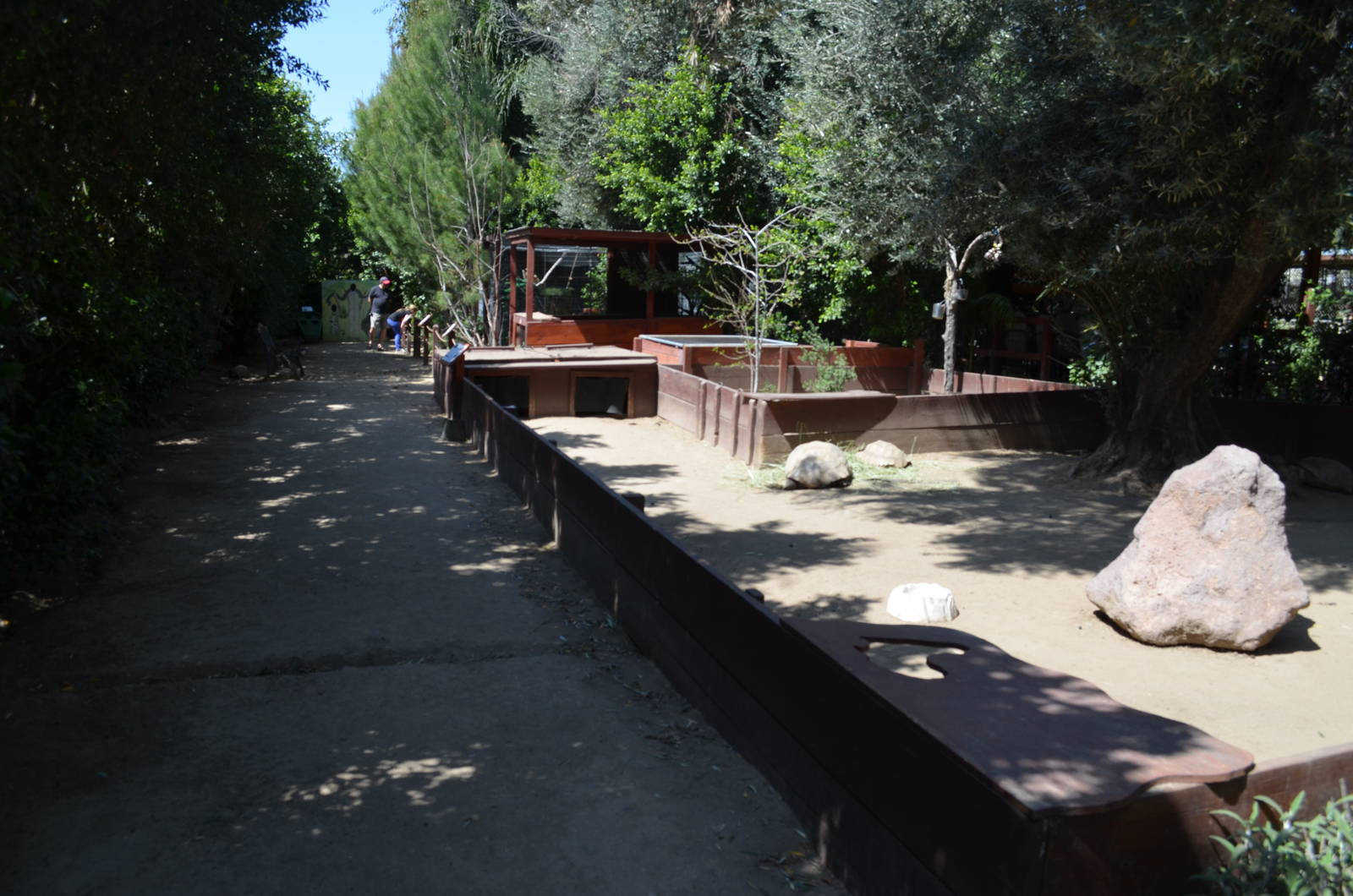 Perimeter Road and Tortoise Yards