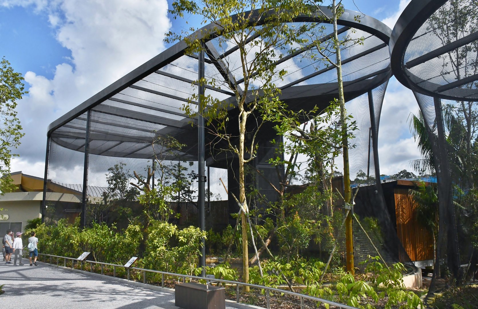Philippine Eagle aviary
